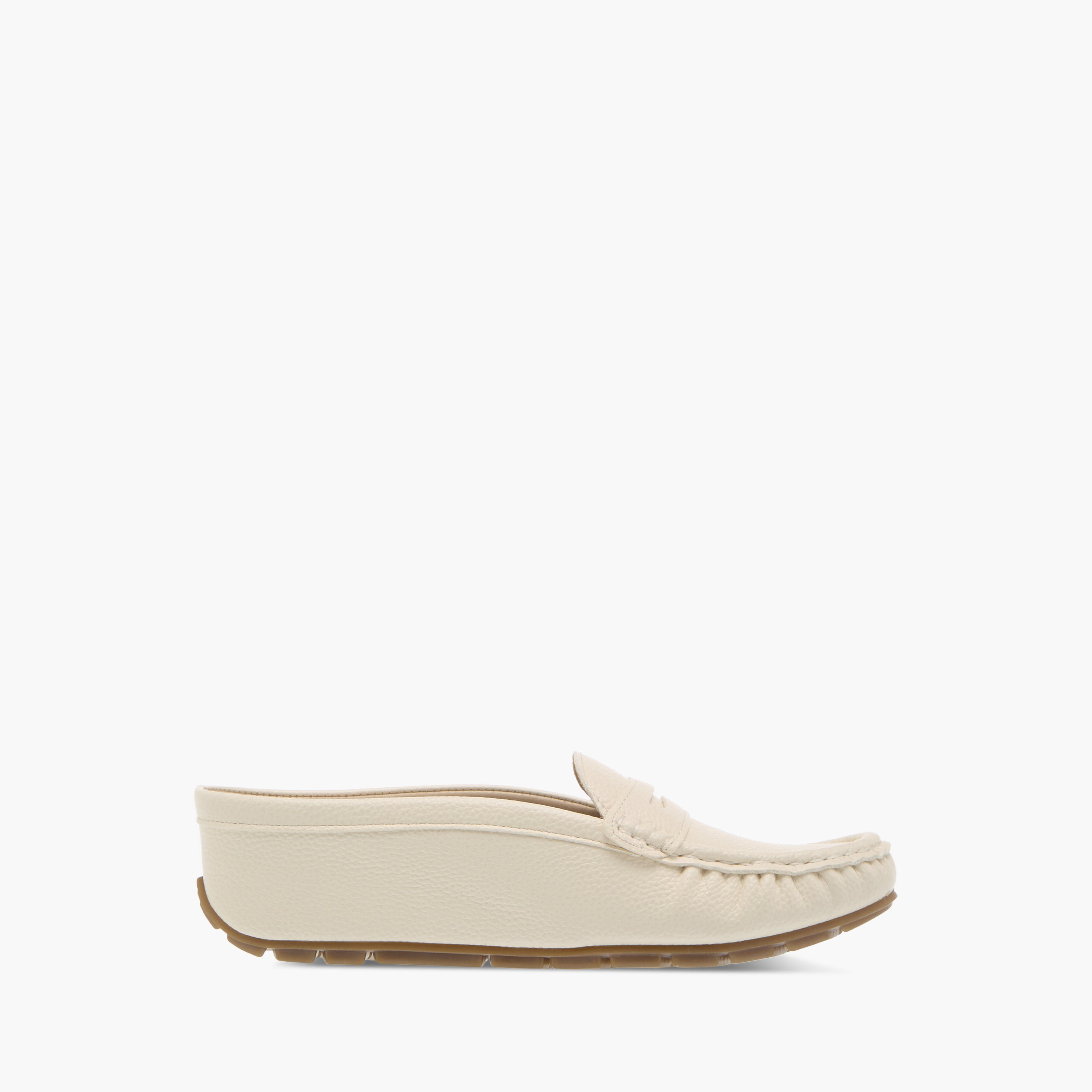 حذاء ميول مريح سهل الارتداء بتفاصيل مفرغة من فلورا بيلا-women-shoes-heels-image-3