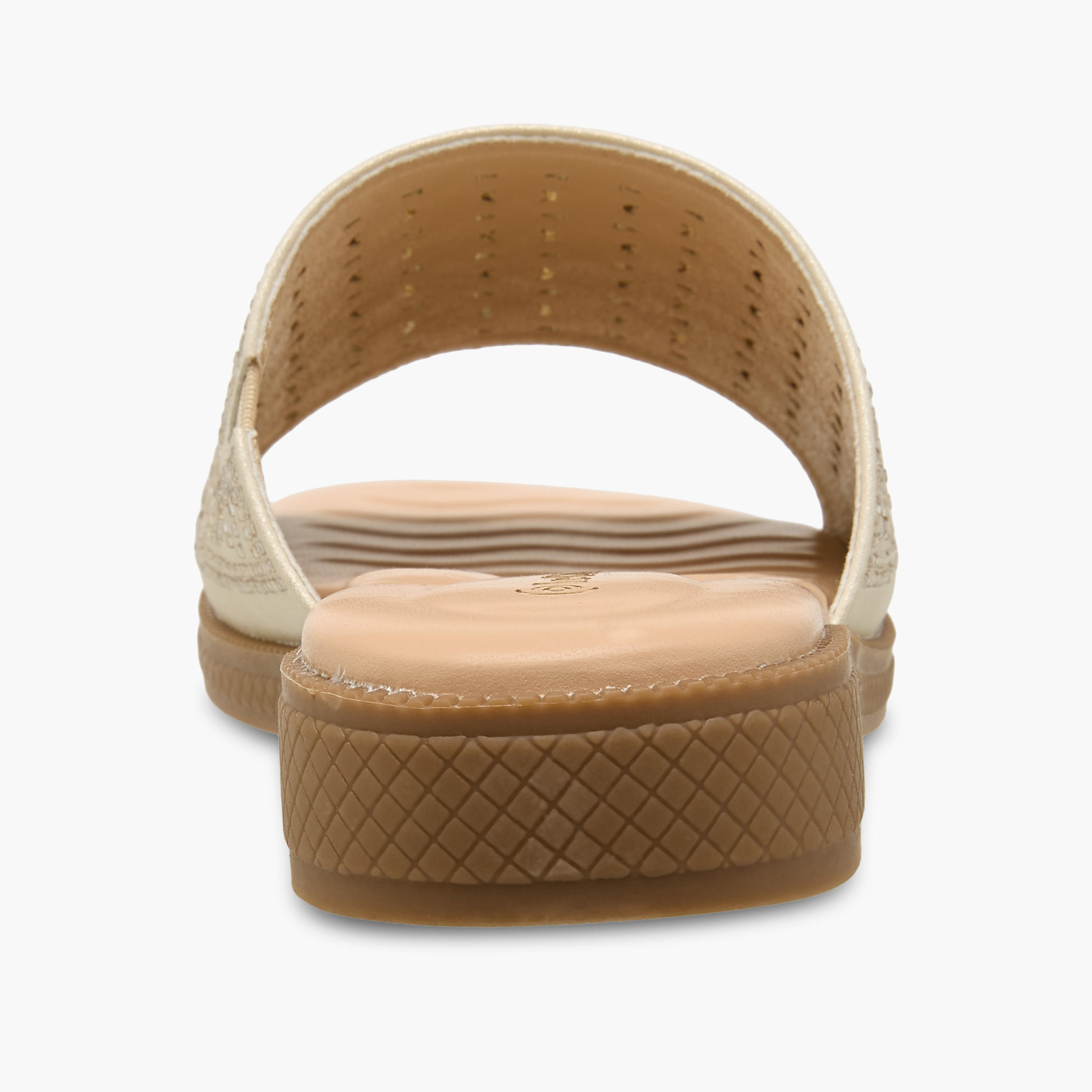 صندل مزين ومثقب سهل الارتداء للنساء من لو كونفورت-women-shoes-flats-sandals-image-5