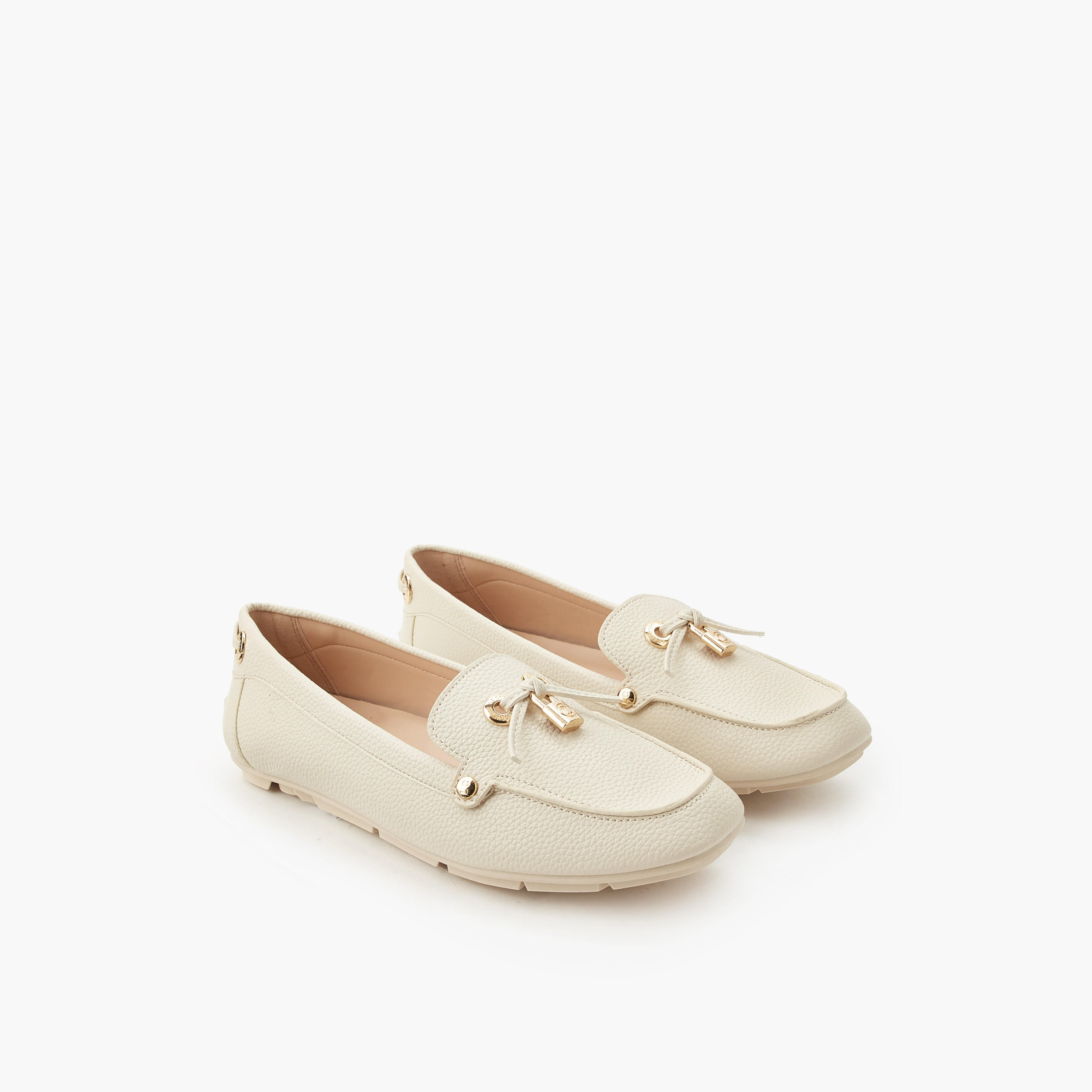 حذاء خفيف سهل الارتداء للنساء من لو كونفورت-women-shoes-loafersandmoccasins-image-1
