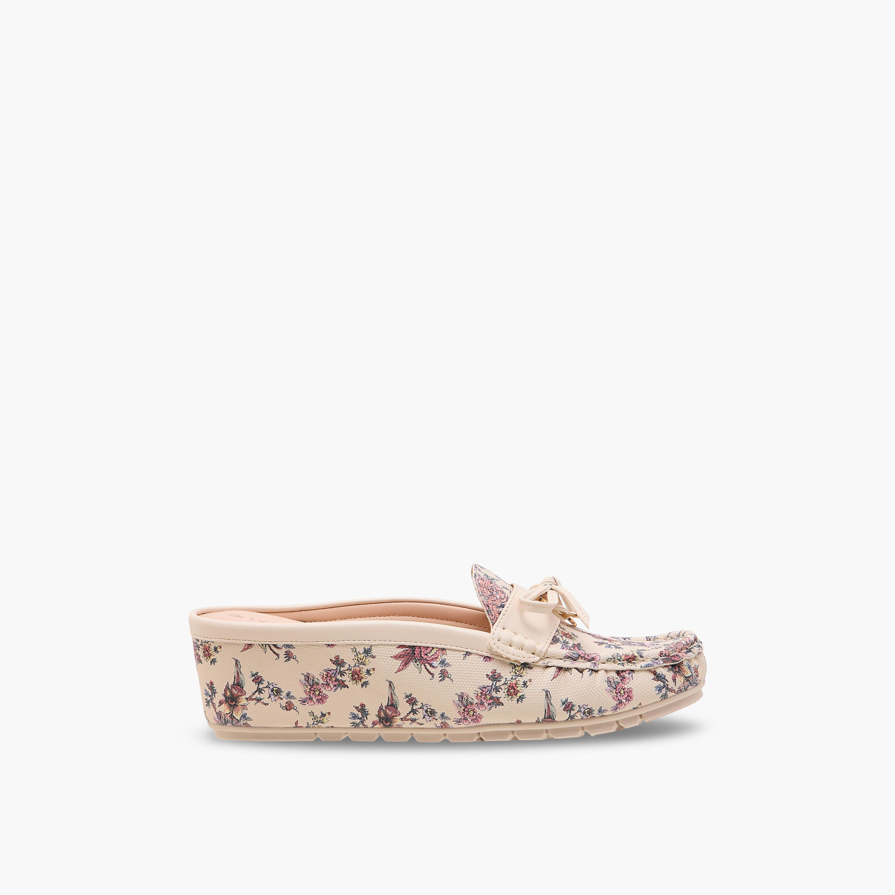حذاء ميول بكعب ويدج للنساء من لو كونفورت-women-shoes-flats-mules-image-3