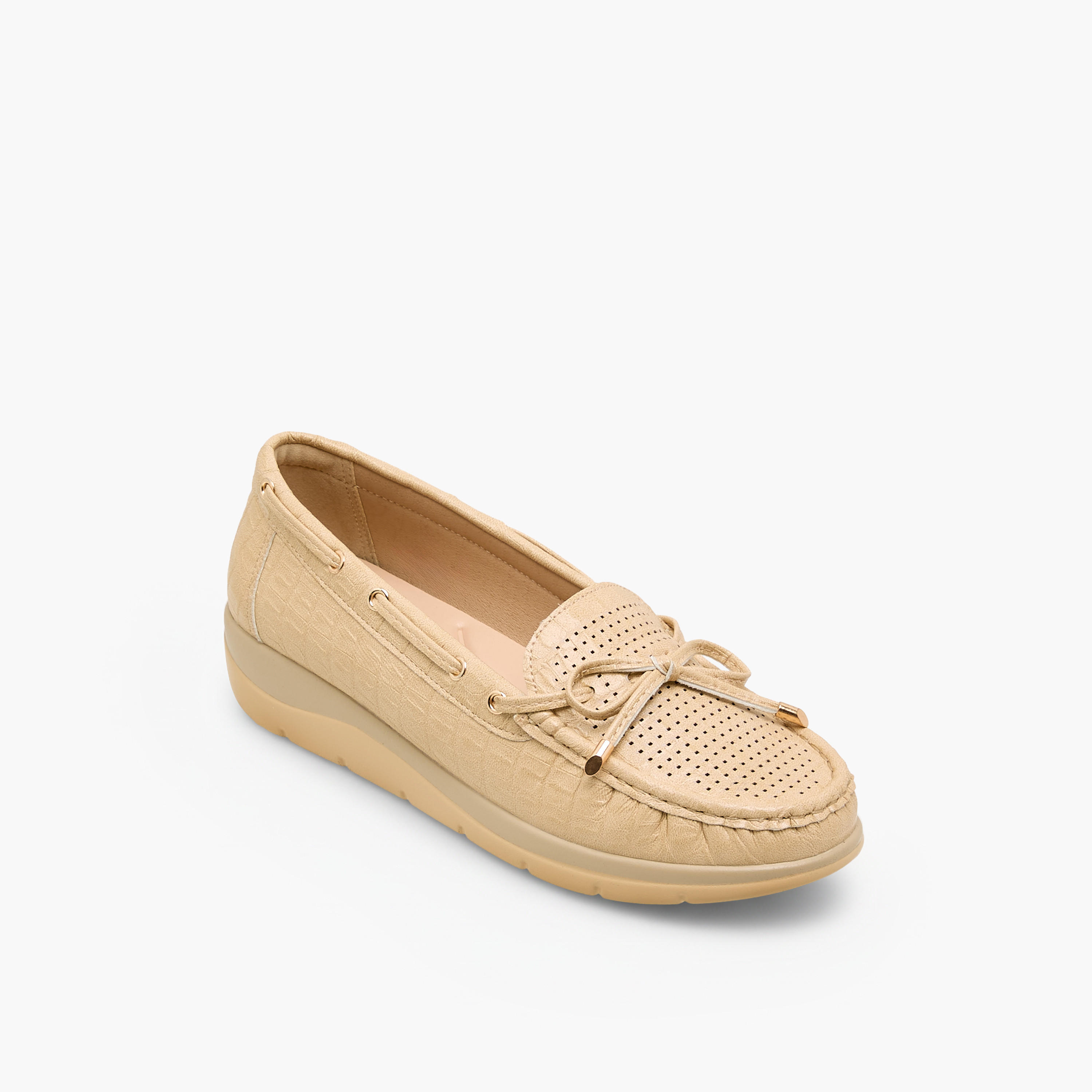 حذاء خفيف مثقّب للنساء من لو كونفورت-women-shoes-loafersandmoccasins-image-2