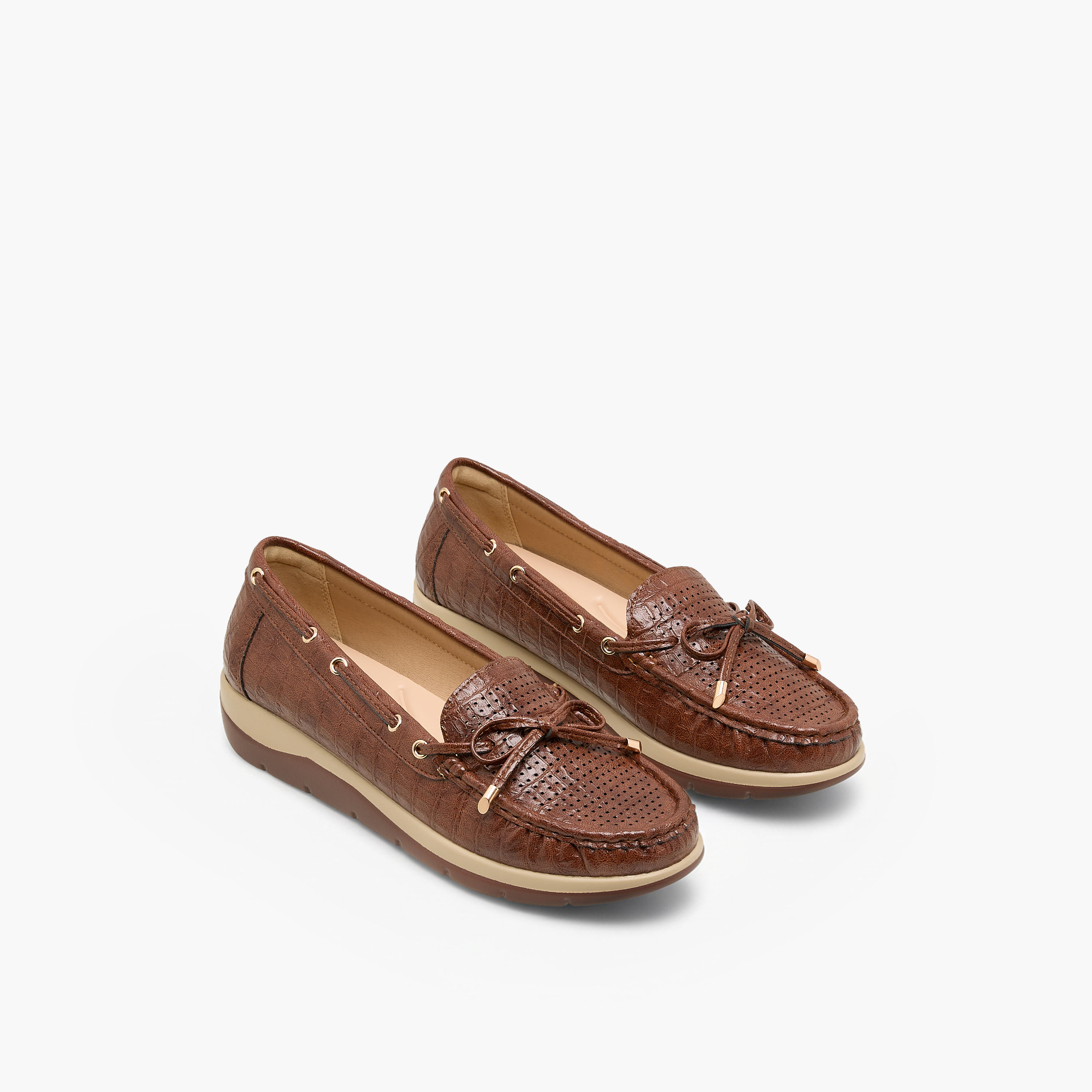 Le Confort Women Perforated Loafers-women-shoes-loafersandmoccasins-image-1
