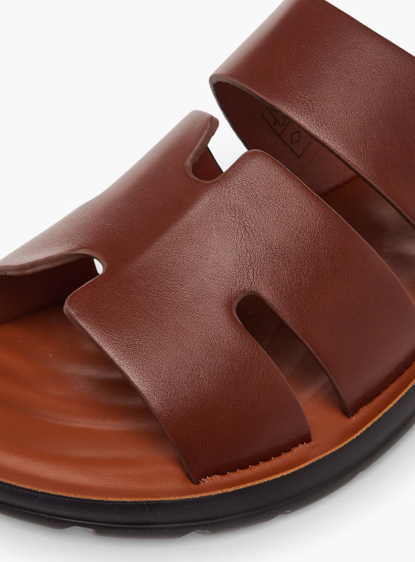 صندل عربي سهل الارتداء للرجال من أل بي أل من شو إكسبريس-men-shoes-sandals-image-4
