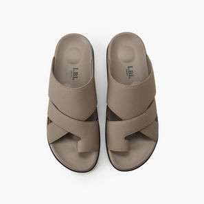 صندل مريح سهل الارتداء للرجال من أل بي أل من شو إكسبريس-men-shoes-image-1