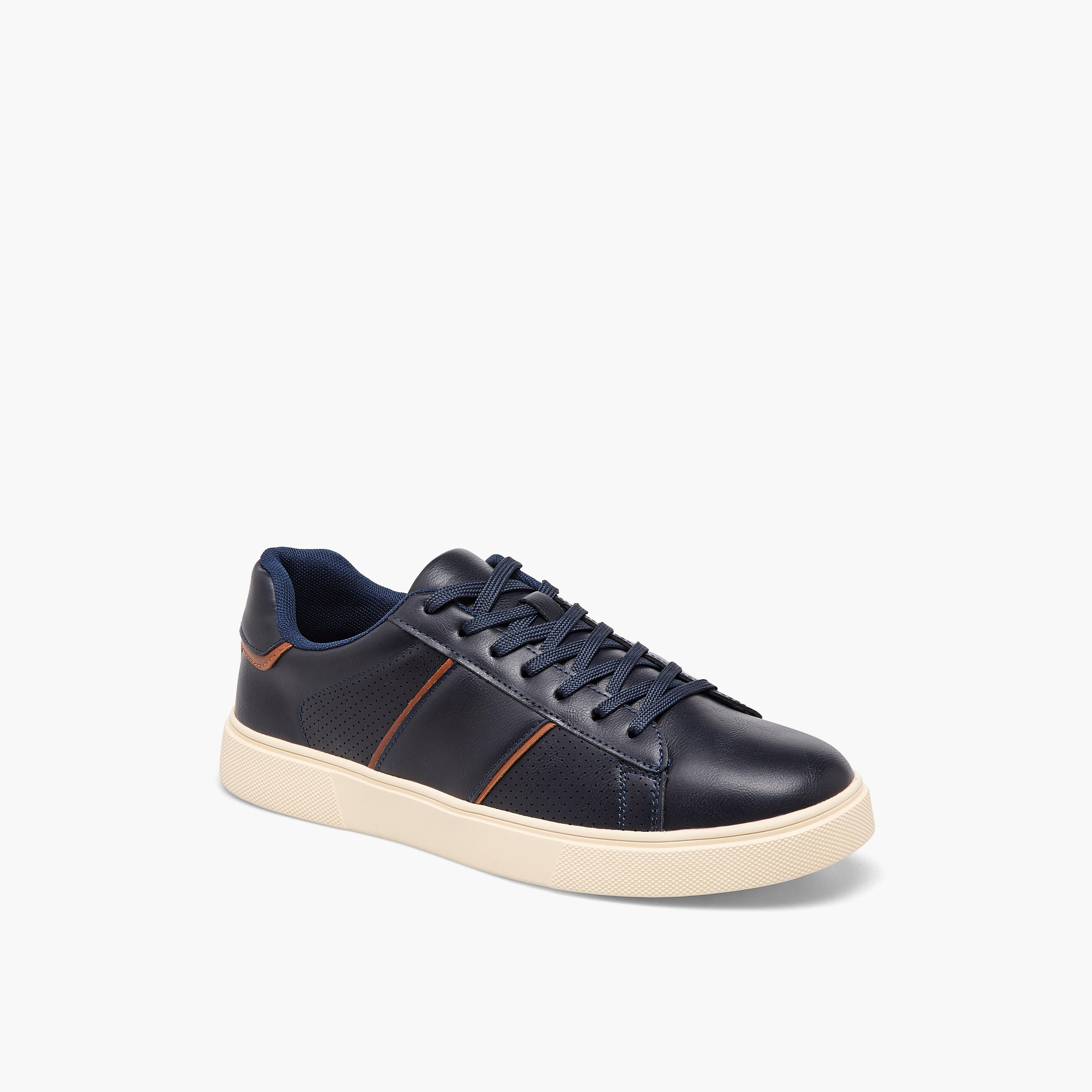 حذاء سنيكرز برباط إغلاق للرجال من إل بي إل من شو إكسبريس-men-shoes-sneakers-image-2