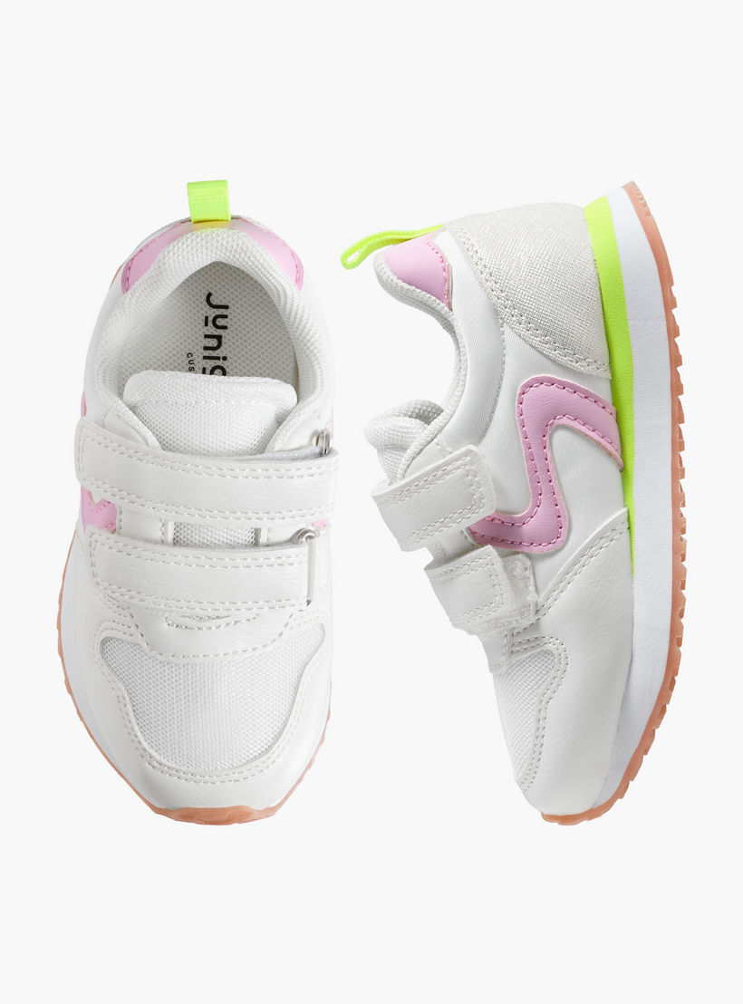 حذاء سنيكرز بشريط إغلاق لاصق للبنات من جونيورز-girls-shoes-sneakers-image-1