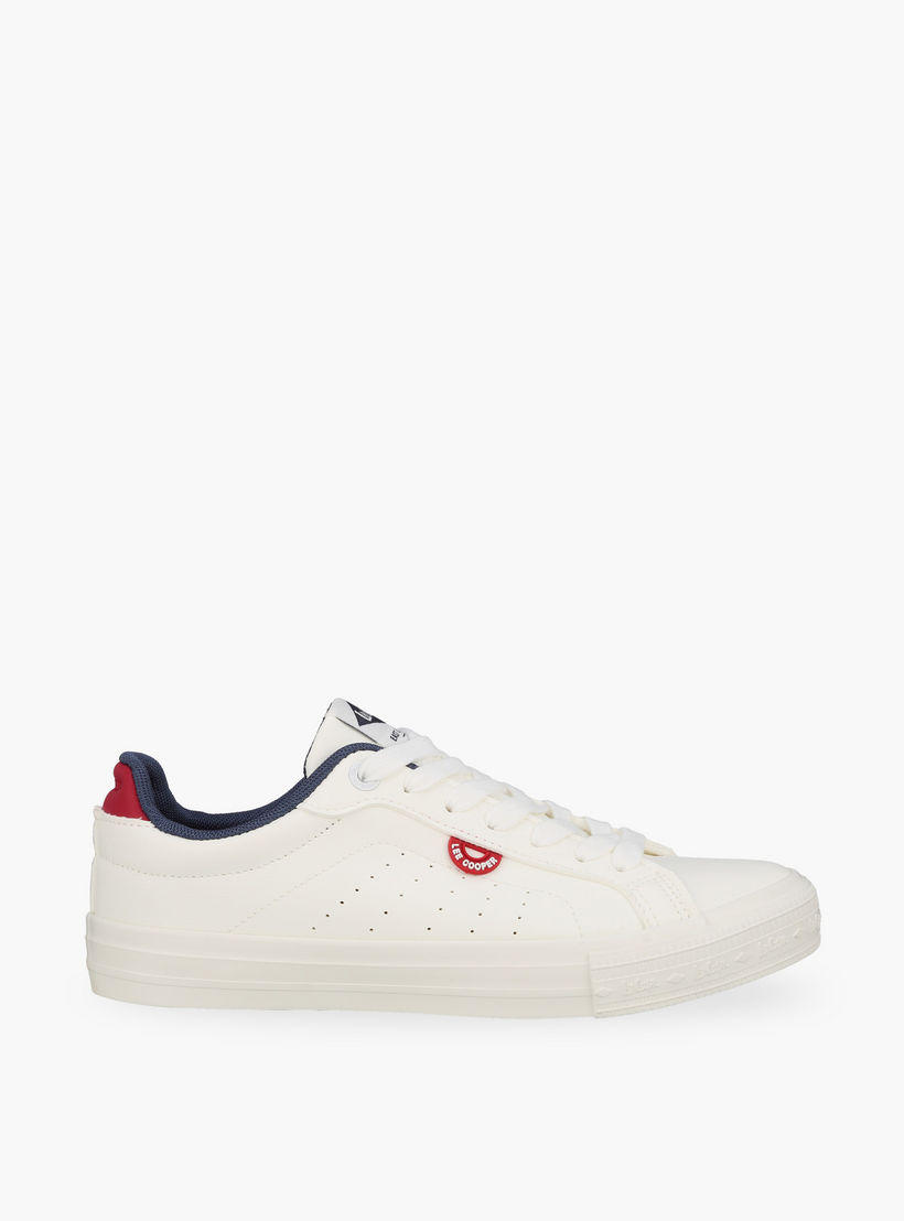 حذاء سنيكرز بطول الكاحل ورباط إغلاق للنساء من لي كوبر-women-shoes-sneakers-image-3