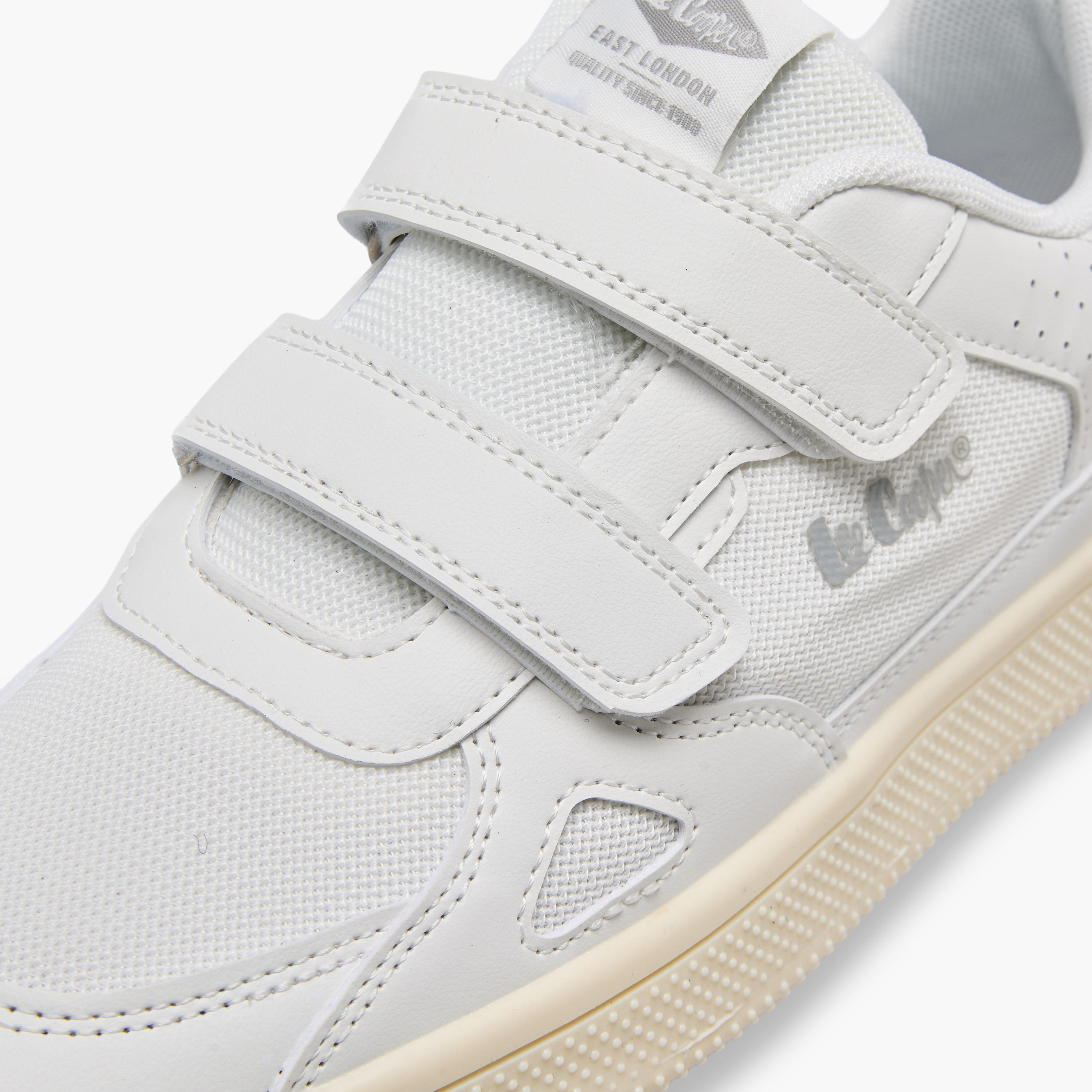 حذاء سنيكرز بشريط إغلاق لاصق للأولاد من لي كوبر-boys-shoes-sneakers-image-6
