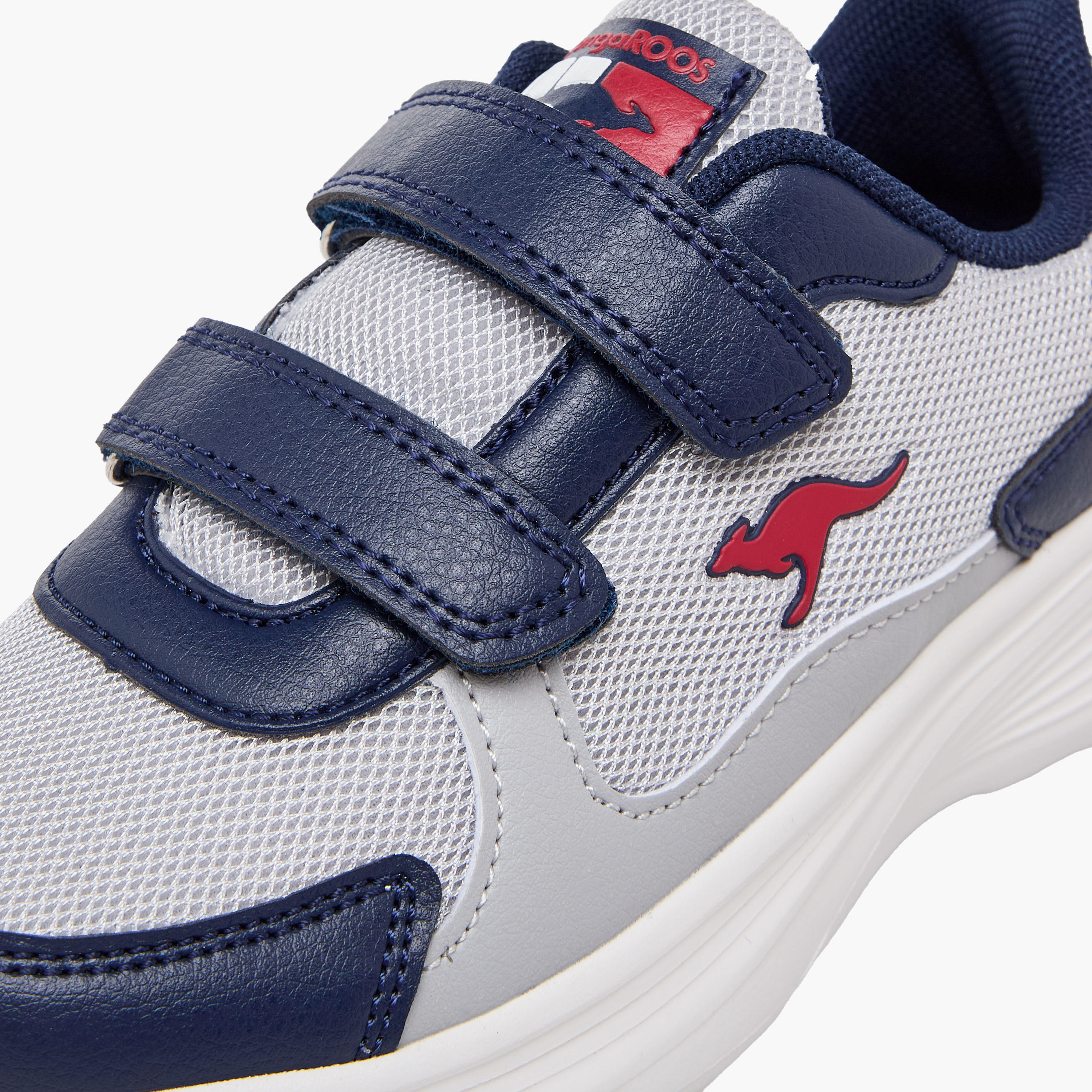 حذاء رياضي بشريط إغلاق لاصق للأولاد من كانجاروز-sports-boys-shoes-image-7