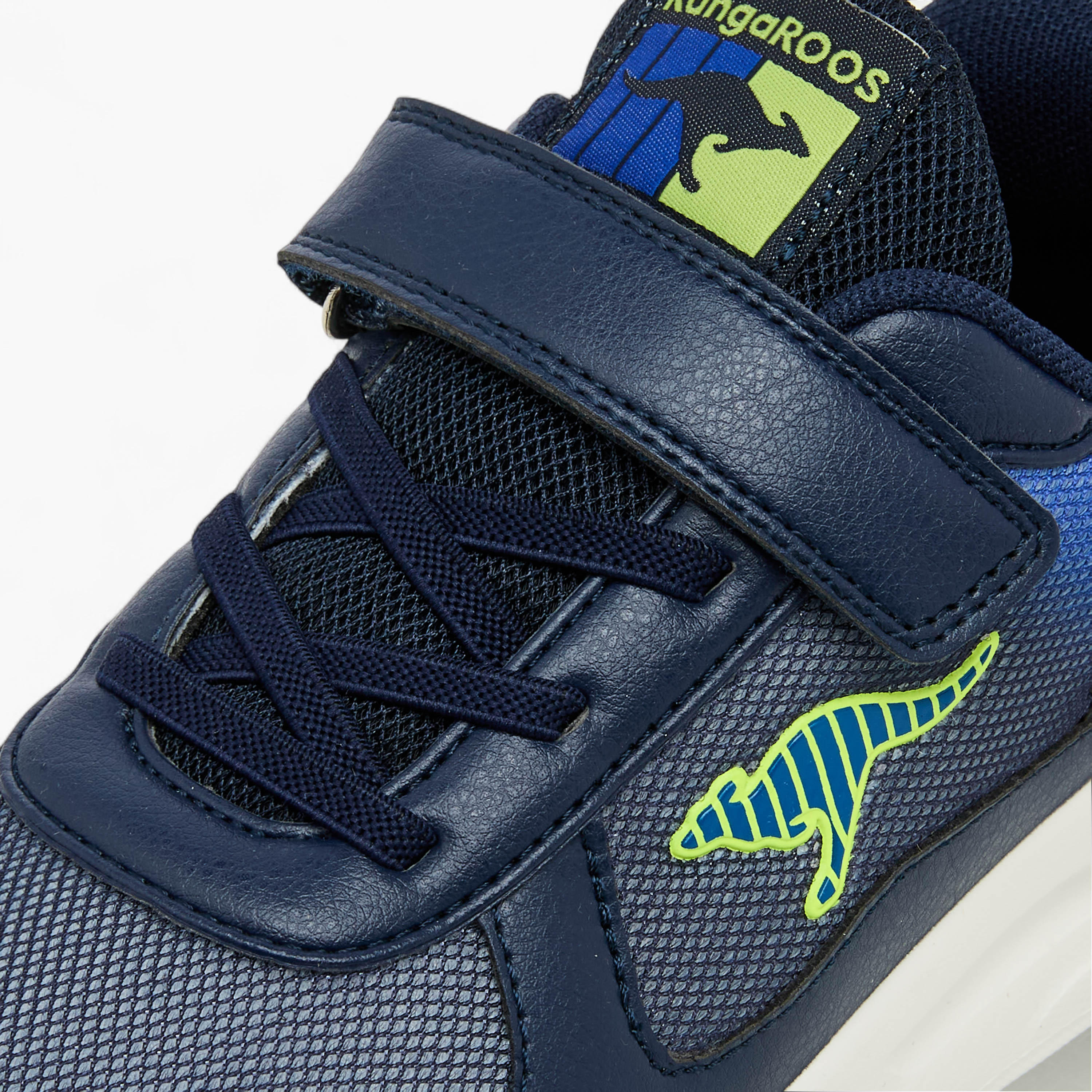 حذاء مشي قابل للتهوية بشريط إغلاق للأولاد من كانجاروز-sports-boys-shoes-image-4