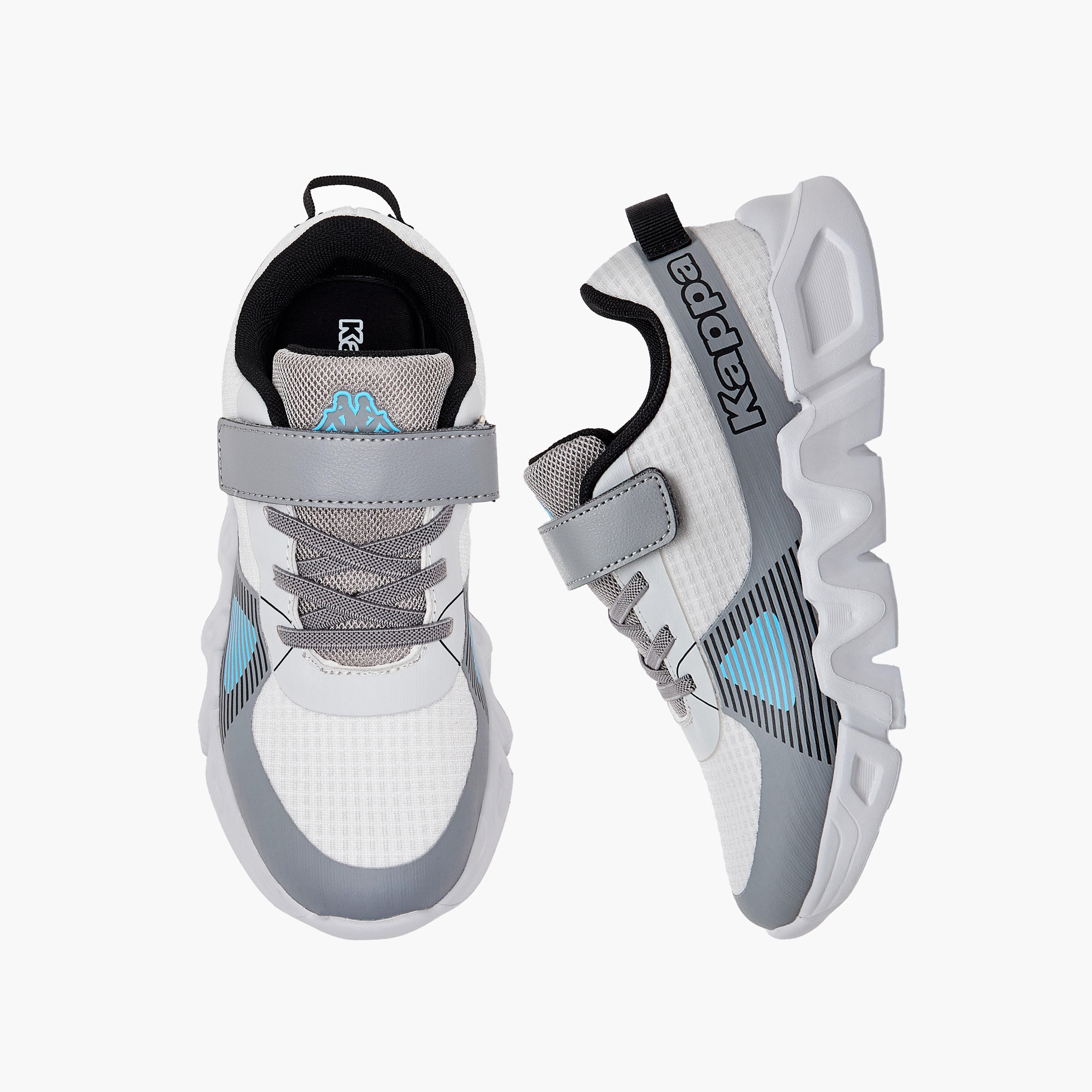 حذاء رياضي بشريط إغلاق لاصق وطبعات شعار للأولاد من كابا-sports-boys-shoes-image-1