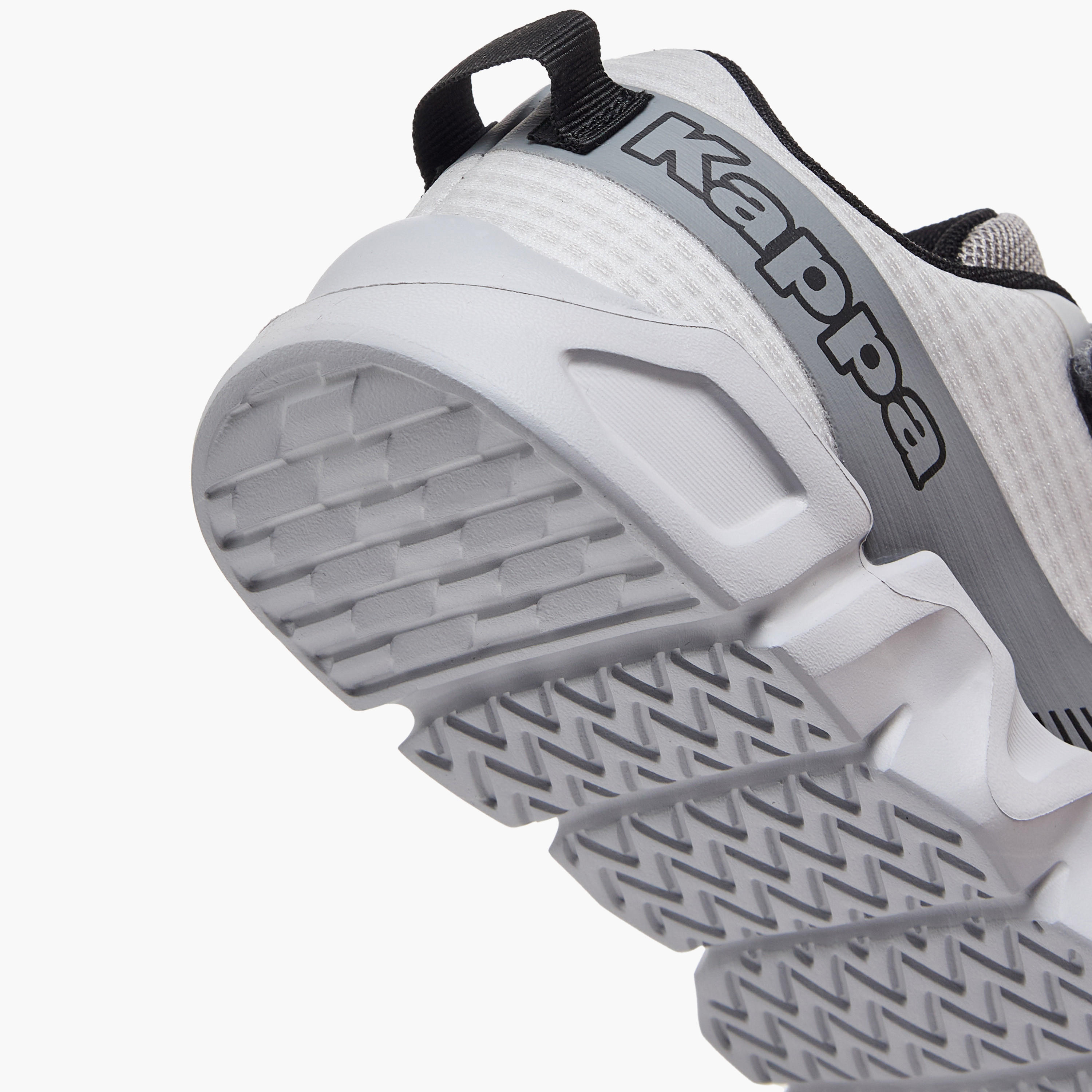 حذاء رياضي بشريط إغلاق لاصق وطبعات شعار للأولاد من كابا-sports-boys-shoes-image-8