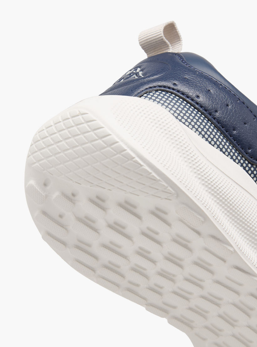 حذاء رياضي بشريط إغلاق لاصق للأولاد من كابا-boys-shoes-sneakers-image-5