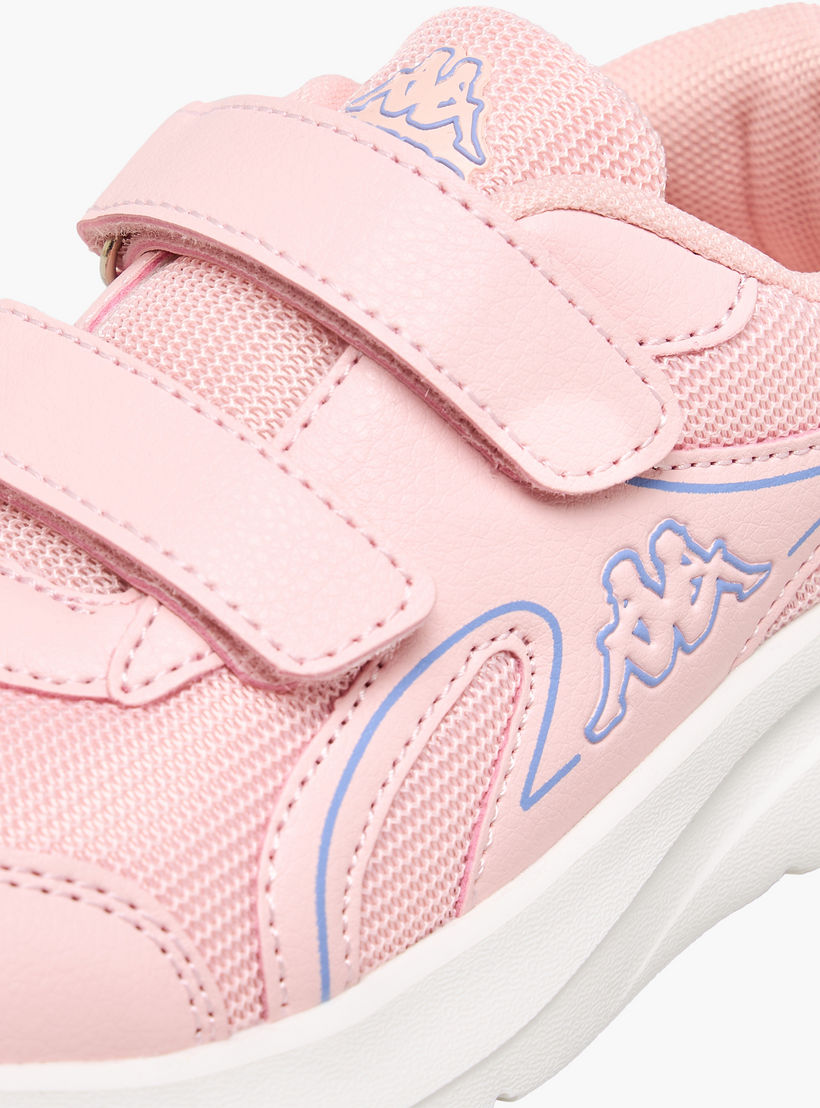 حذاء رياضي بشريط لاصق وطبعات شعار للبنات من كابا-girls-shoes-sneakers-image-4