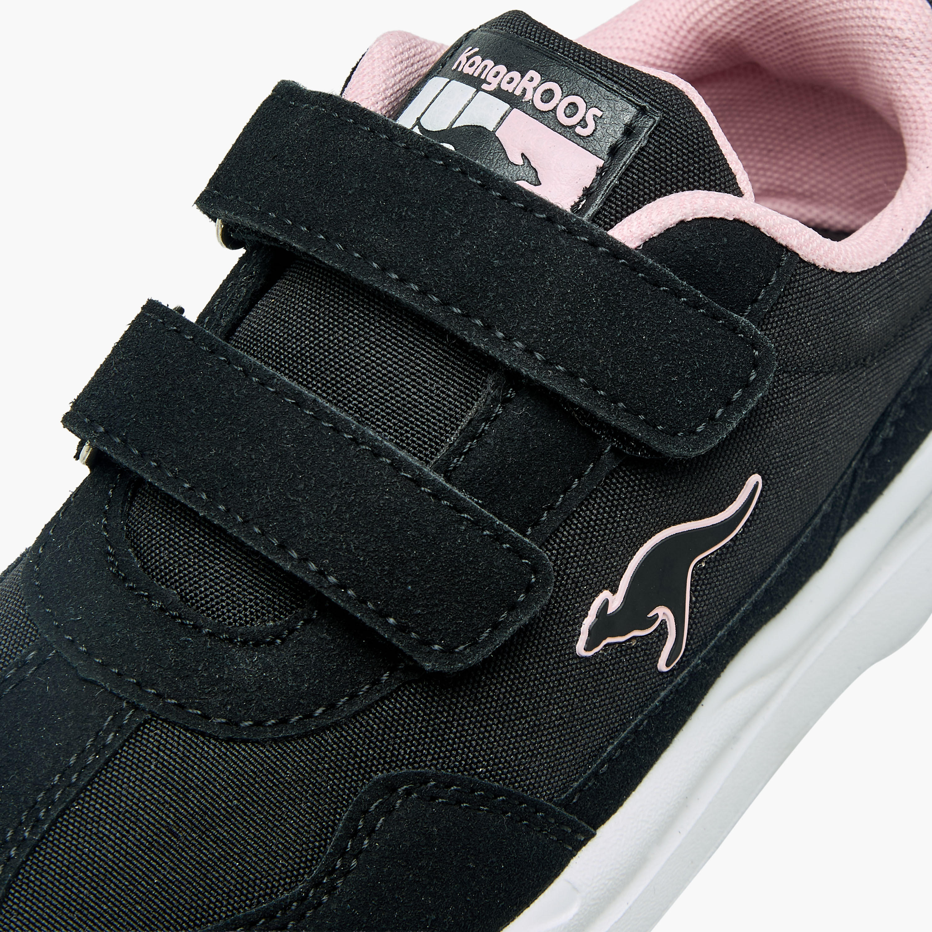 حذاء رياضي بشريط إغلاق لاصق للبنات من كانجاروز-girls-shoes-sports-image-4