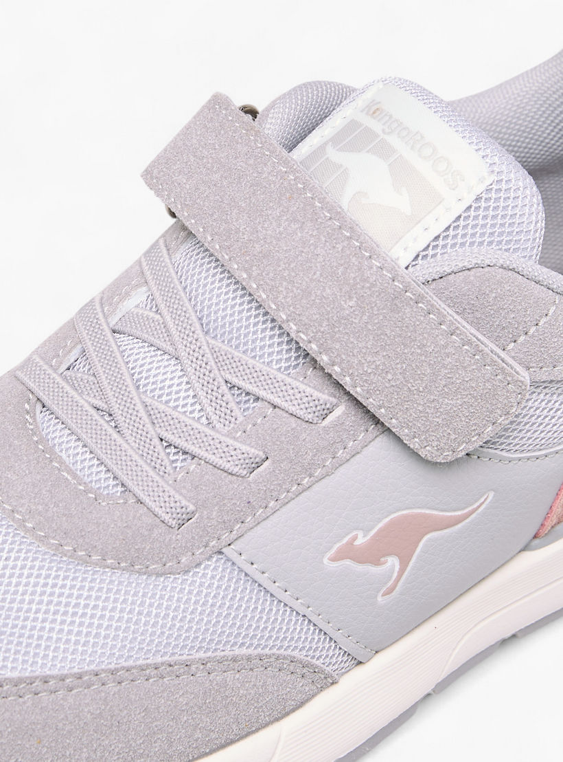 حذاء مشي بشريط لاصق وطبعات الشعار للبنات من كانجاروس-girls-shoes-sports-image-4