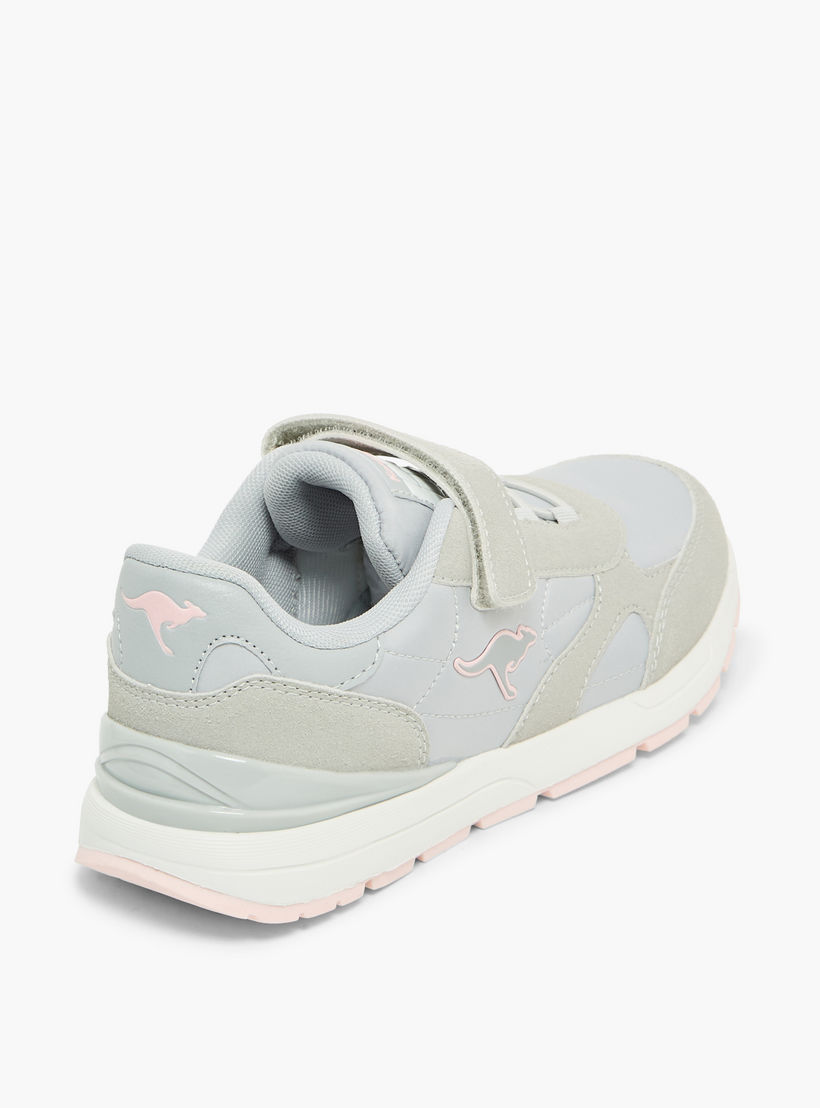 حذاء رياضي مخطط بشريط إغلاق لاصق للبنات من كانغاروز-girls-shoes-sneakers-image-6