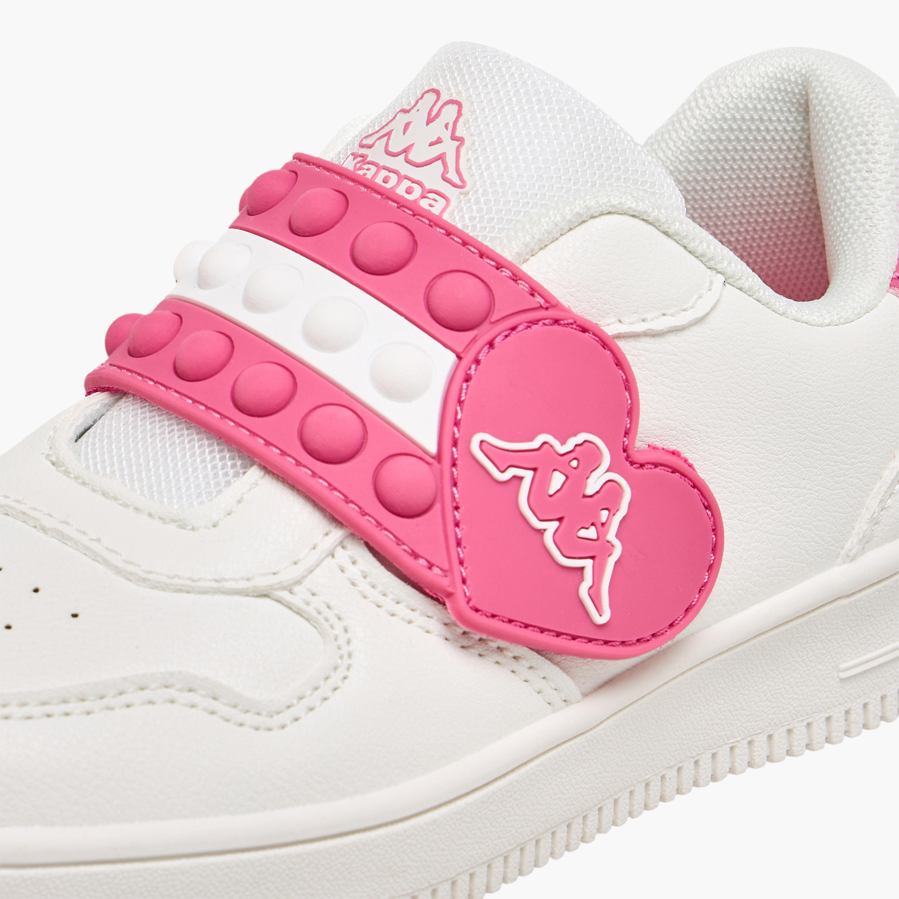 حذاء سنيكرز بكاحل وشريط إغلاق لاصق بطبعة شعار للبنات من كابا-sports-girls-shoes-image-4