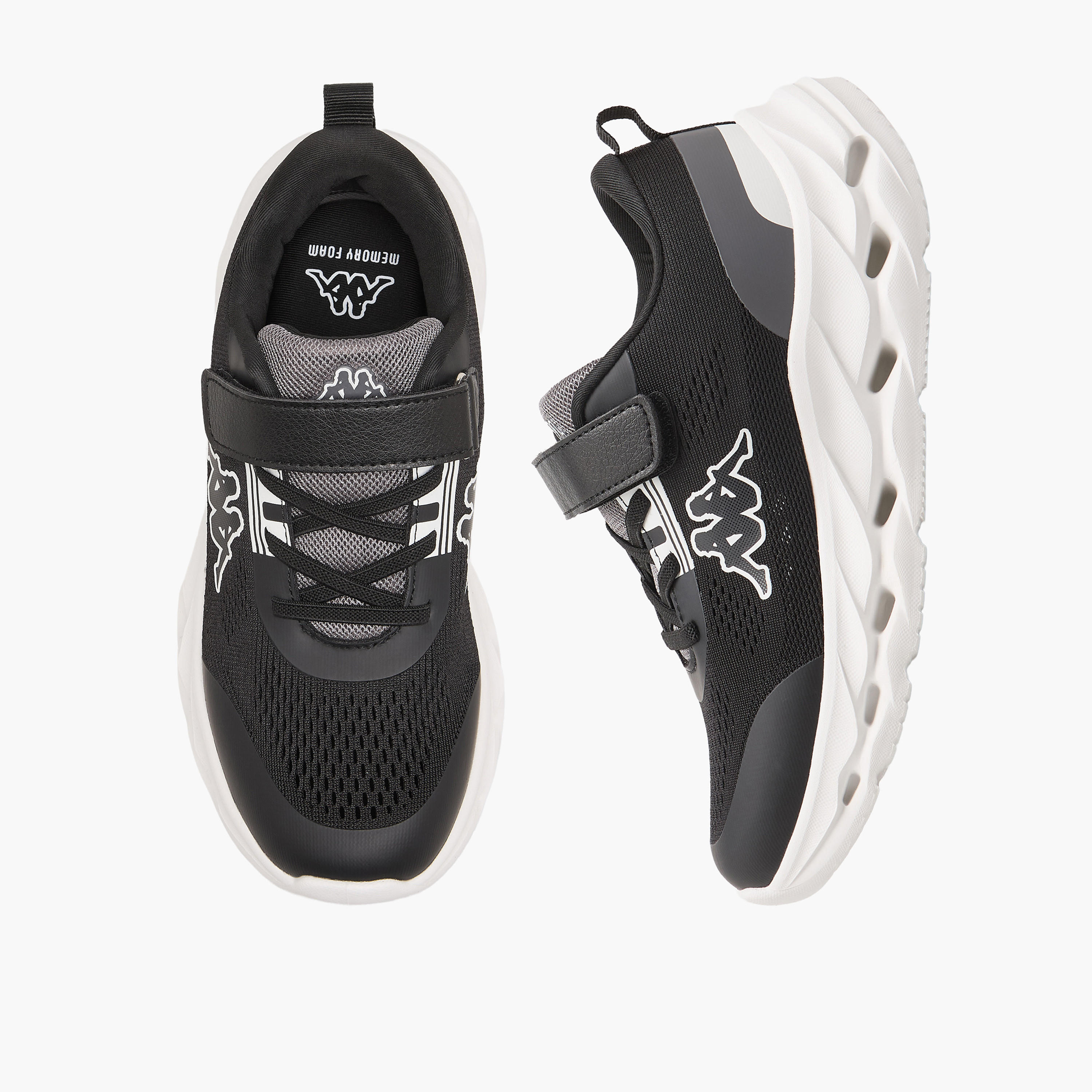 حذاء رياضي للأولاد بشريط لاصق كلاود من كابا-boys-shoes-sneakers-image-1