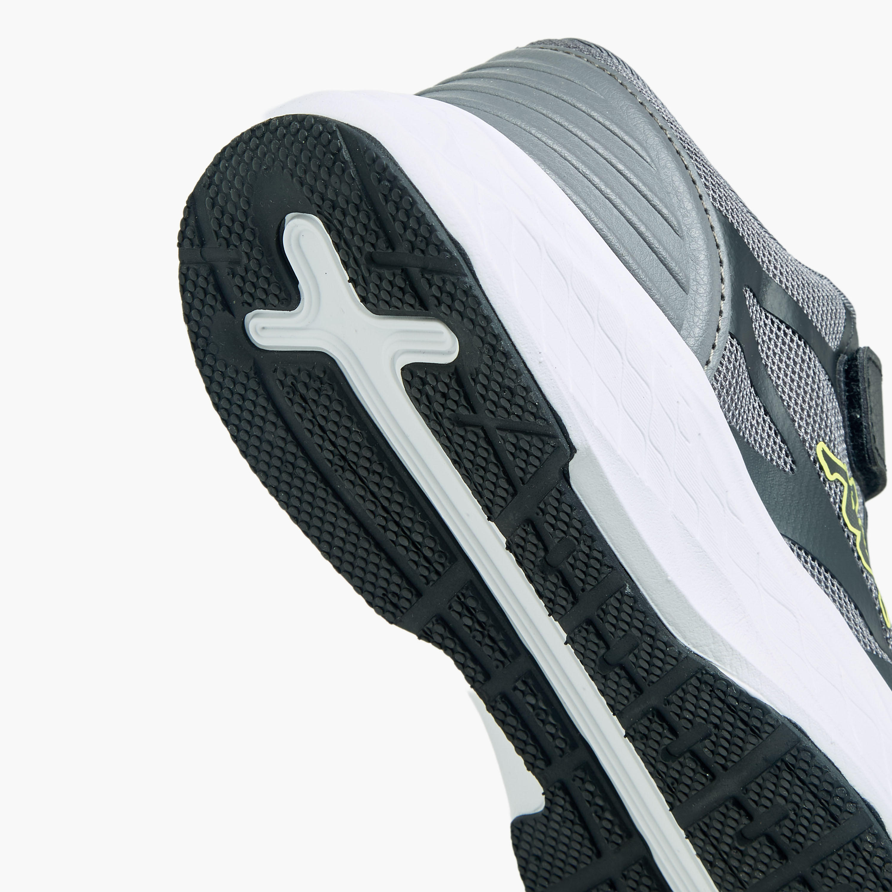 حذاء رياضي بشريط إغلاق لاصق للأولاد من كابا-boys-shoes-sports-image-5