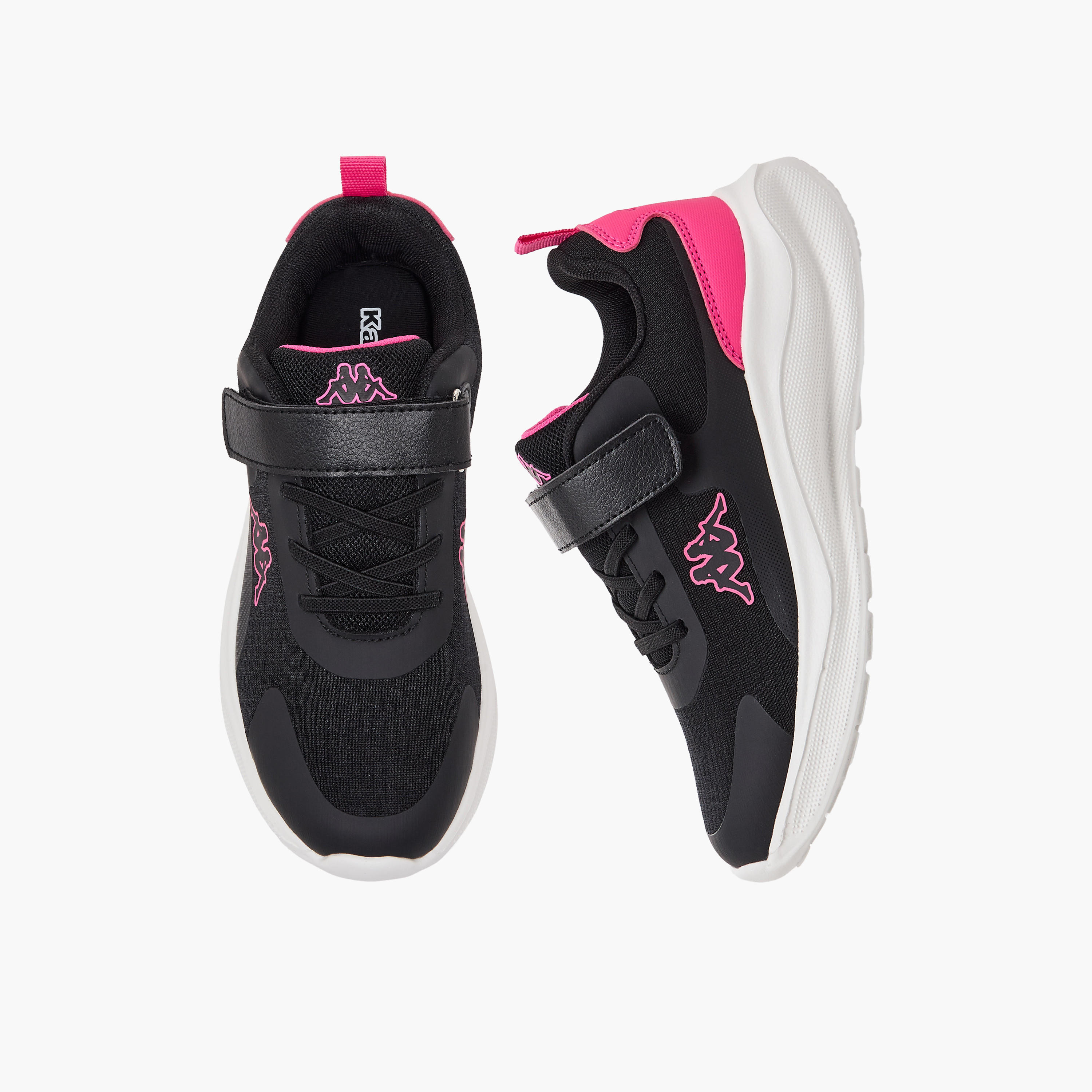 حذاء رياضي بشريط إغلاق لاصق وطبعات شعار للبنات من كابا-sports-girls-shoes-image-1