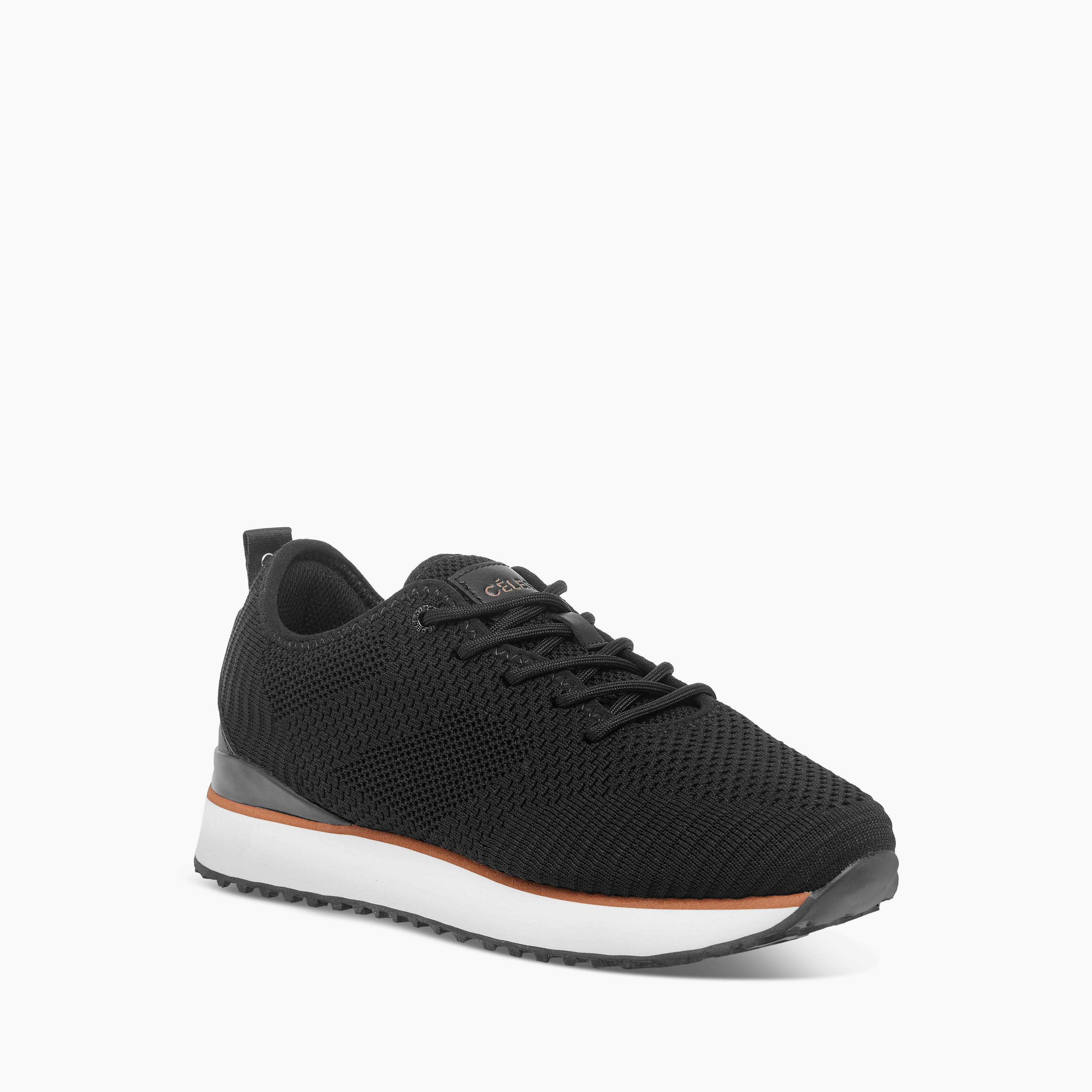 حذاء سنيكرز شبكي بارز الملمس برباط إغلاق للنساء من سيليست-women-shoes-sneakers-image-2
