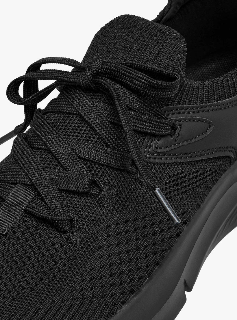 حذاء رياضي برباط إغلاق للنساء من كابا-women-shoes-sports-image-4