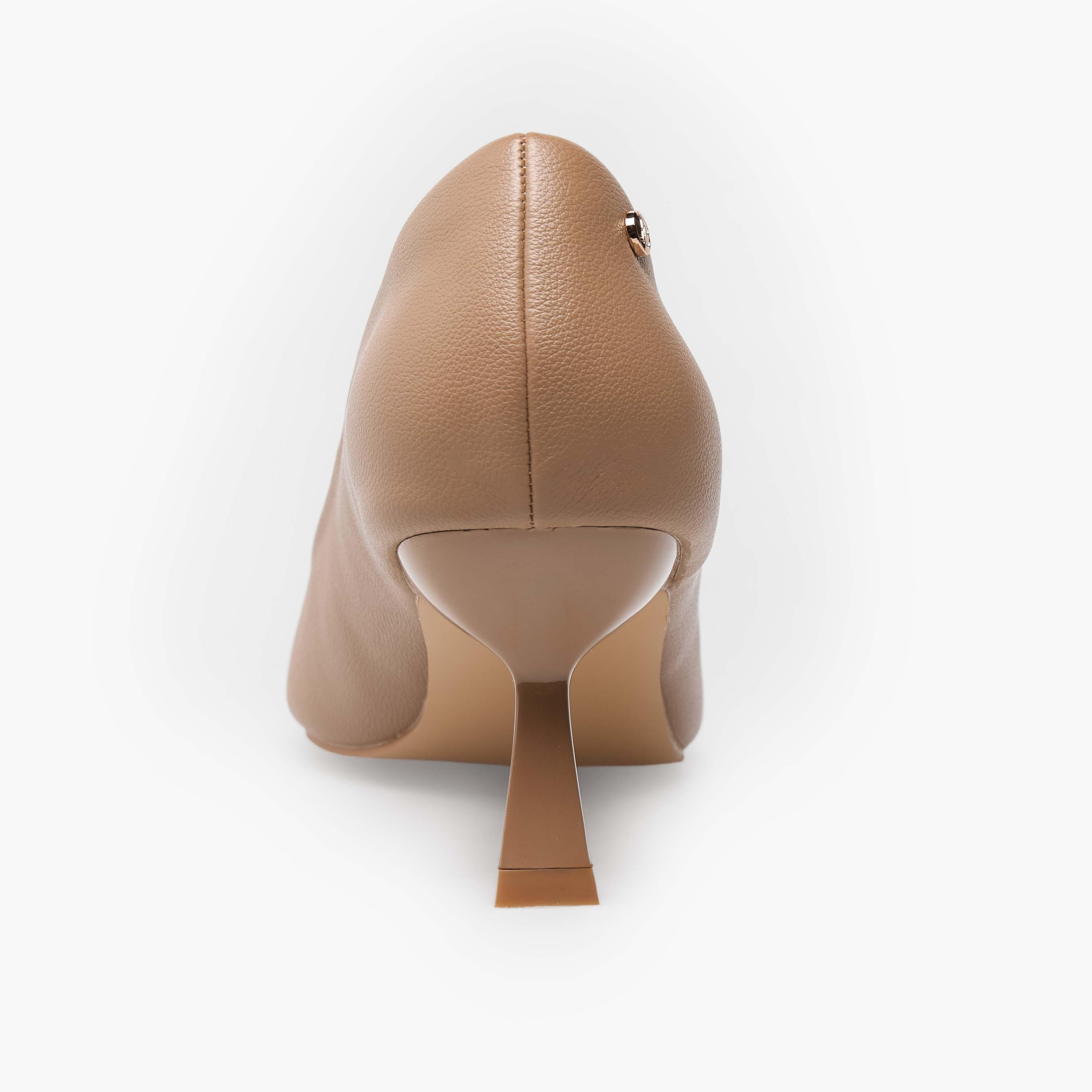 حذاء بكعب عريض للنساء من فلورا بيلا-women-shoes-heels-image-8