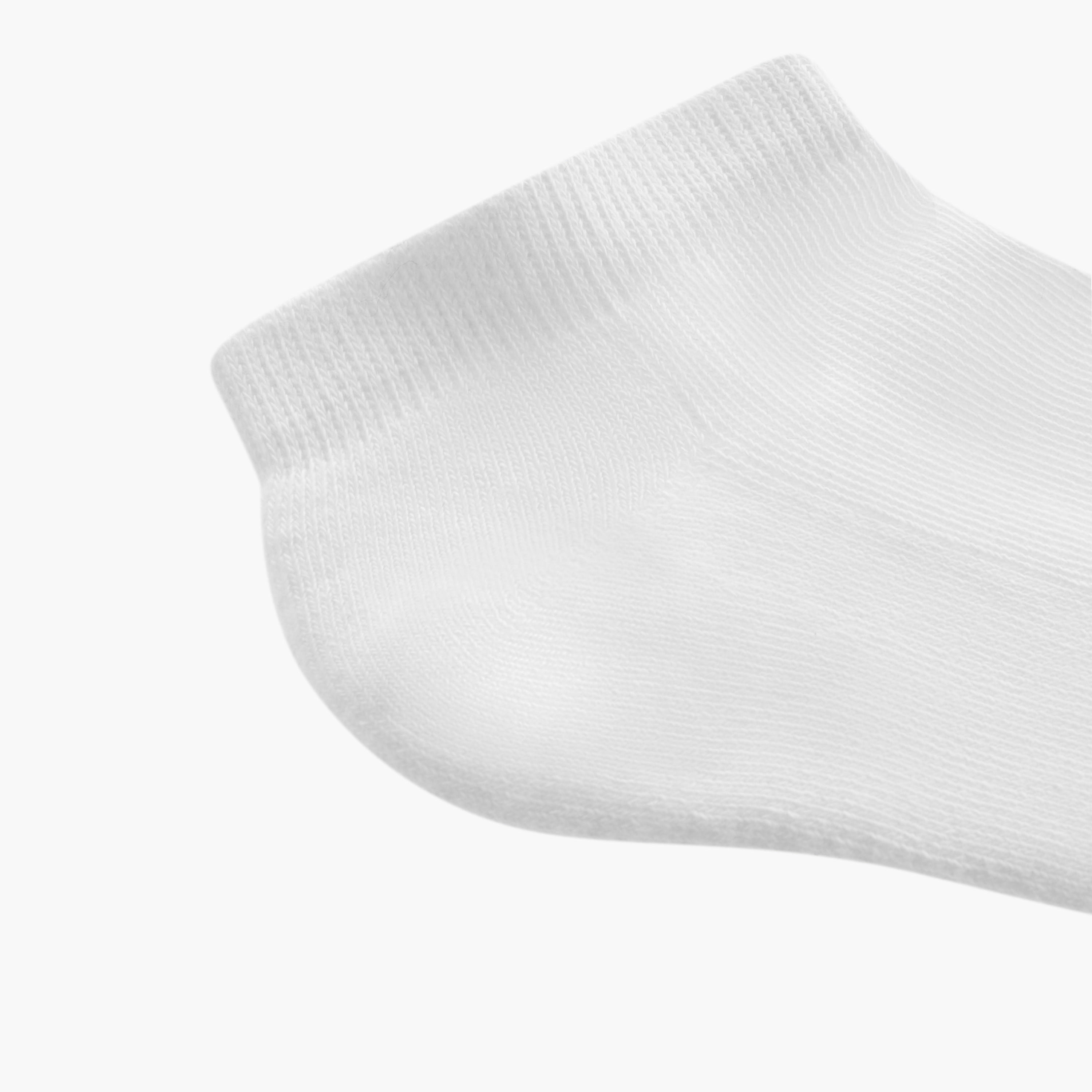 Dash Solid Ankle Length Cushioned Sports Socks - Set of 3-men-socks-image-5