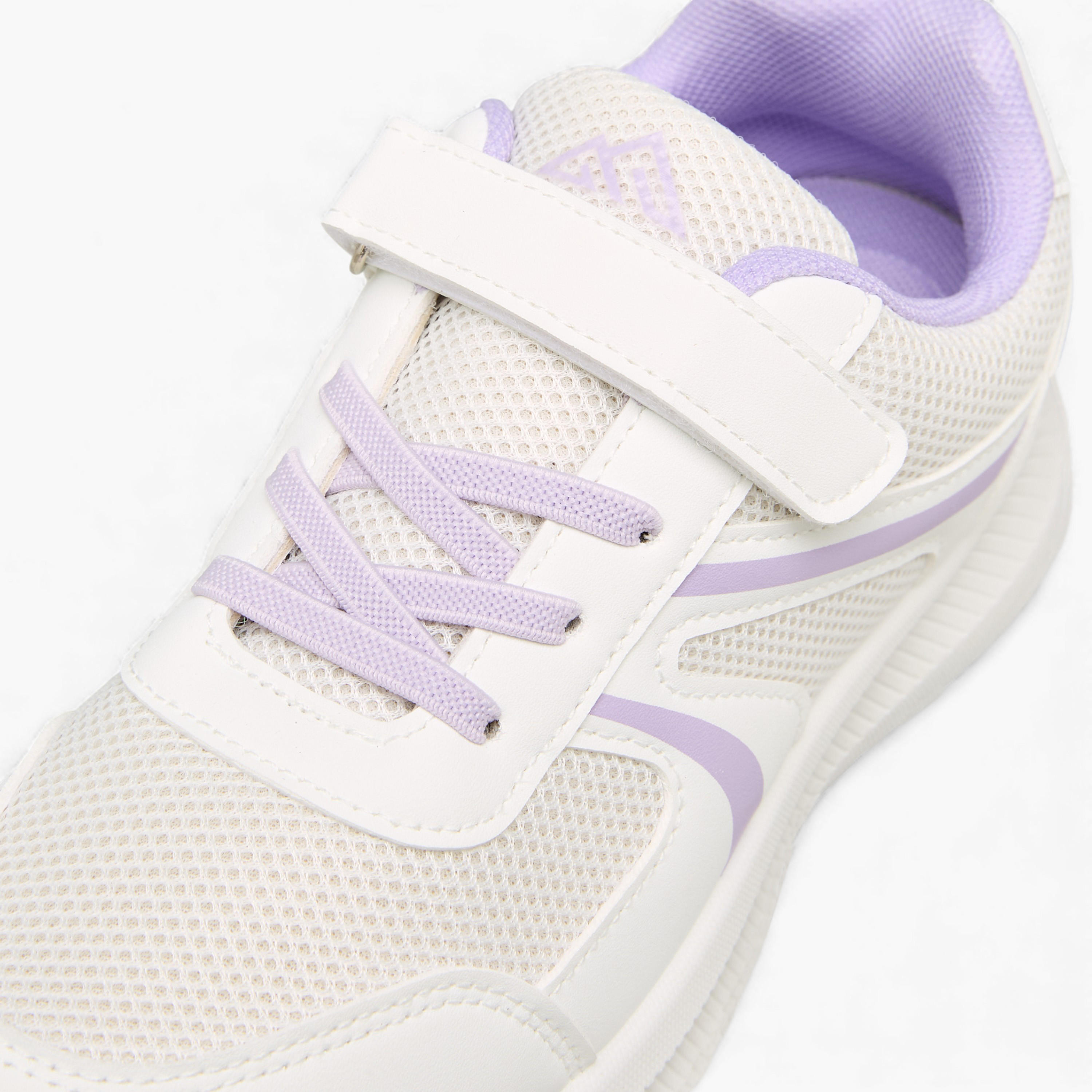 حذاء رياضي بشريط إغلاق لاصق للبنات من أوكلان من شو إكسبريس-girls-shoes-sports-image-4