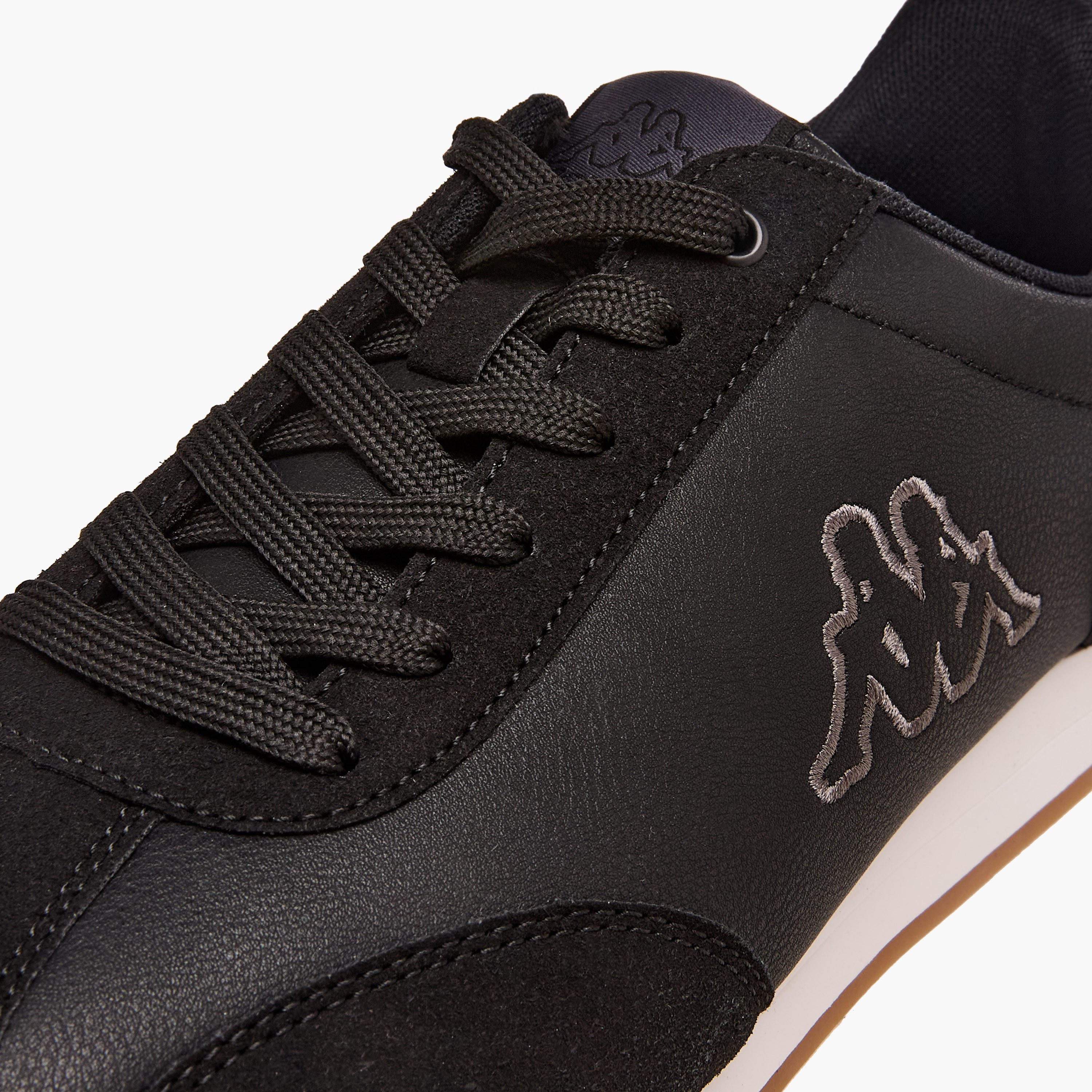حذاء رياضي برباط إغلاق للرجال من كابا-men-shoes-sports-image-4