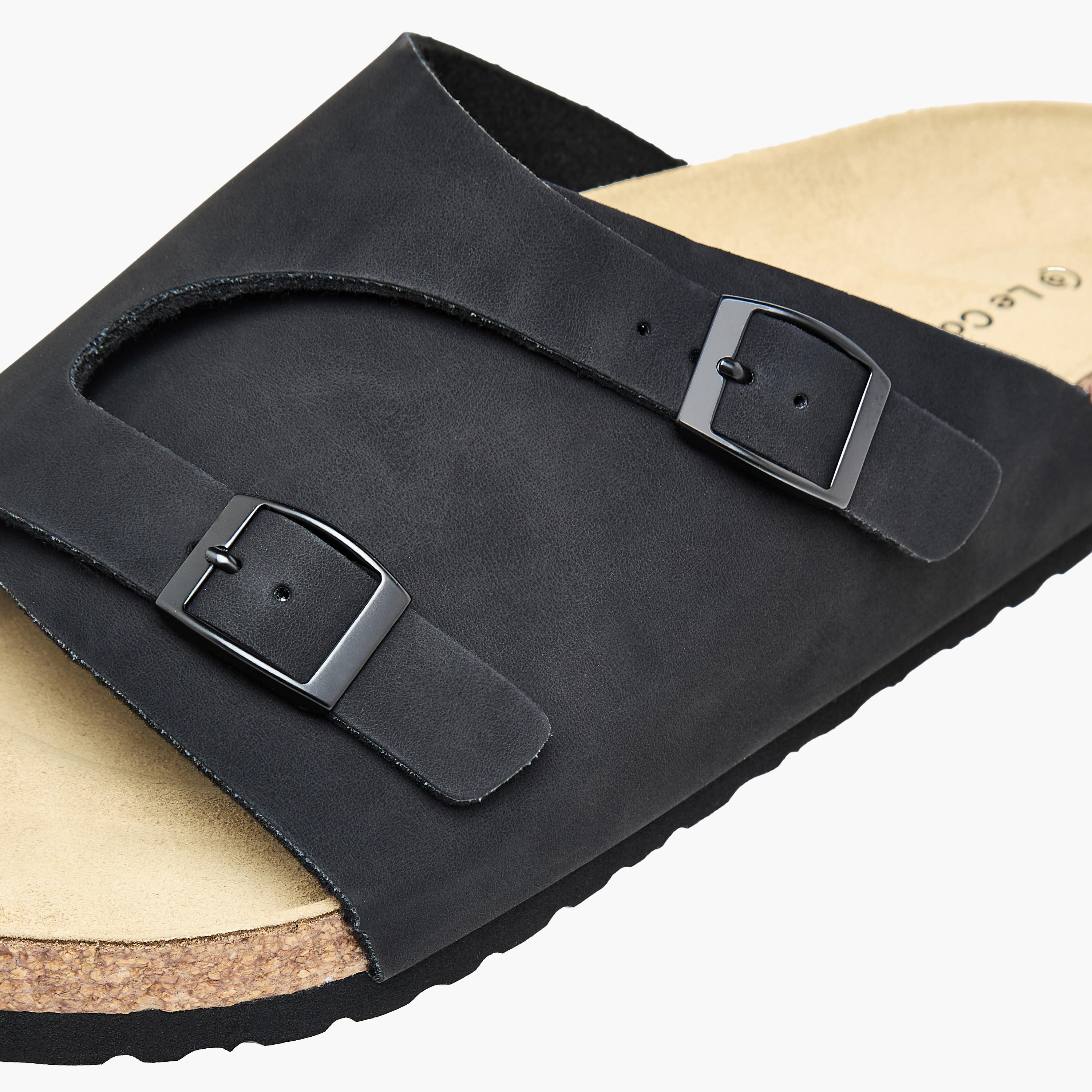 صندل مريح بتفاصيل إبزيم للرجال من لو كونفور-men-shoes-sandals-image-4
