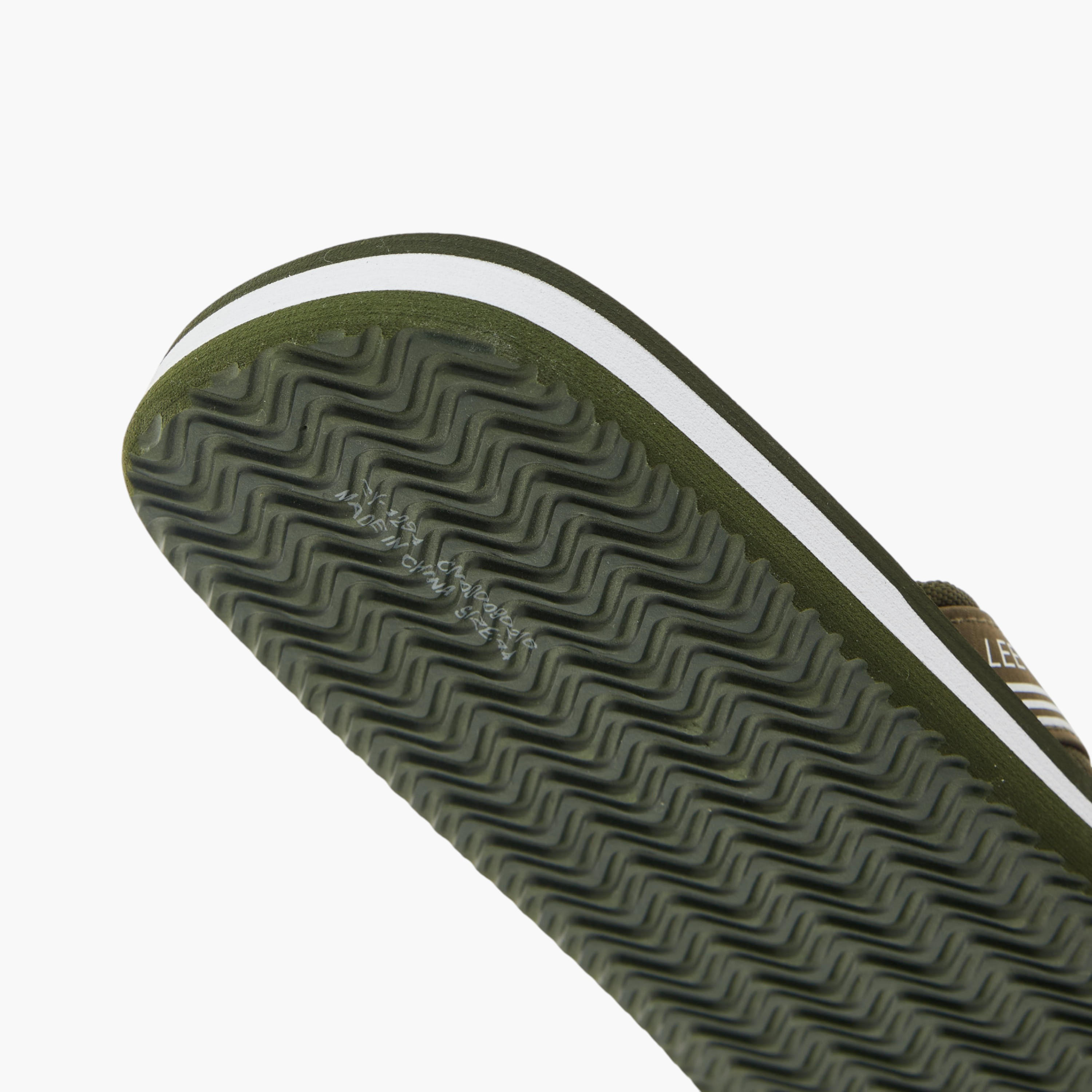 شبشب فليب فلوب مخطّط للرجال من لي كوبر-men-shoes-flipflopsandslides-image-4