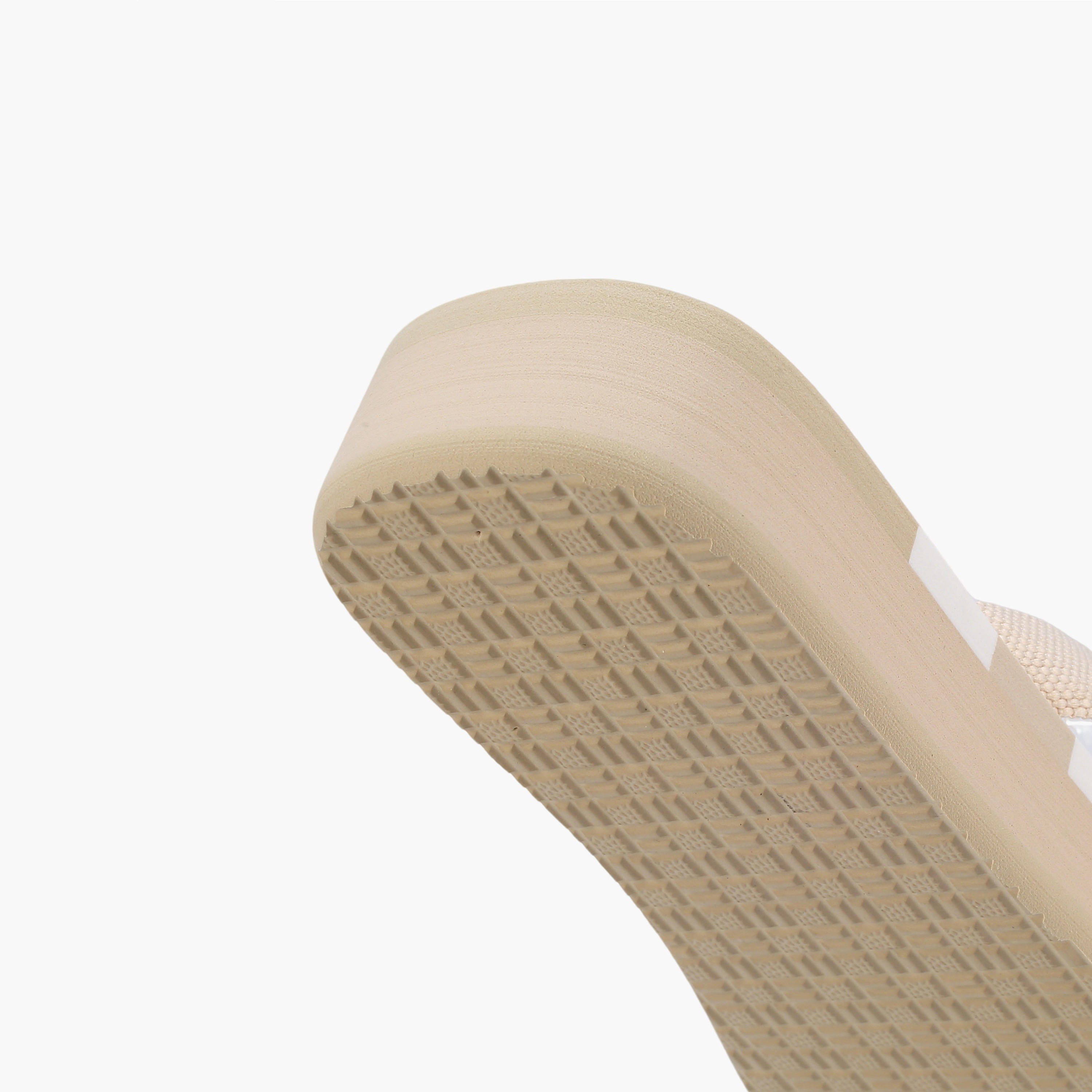 شبشب مخطط للنساء من سيليست-women-shoes-flipflopsandslides-image-4