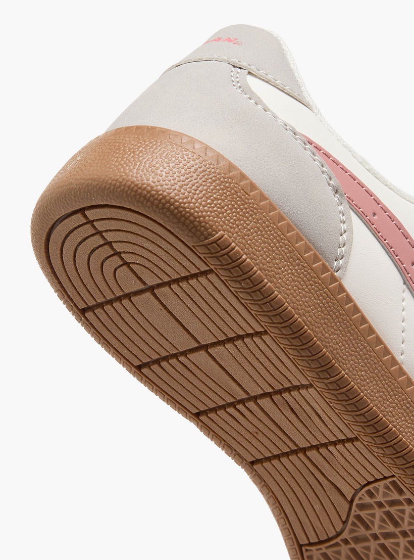 حذاء رياضي بشريط إغلاق لاصق للبنات من أوكلان من شوإكسبريس-girls-shoes-sneakers-image-5