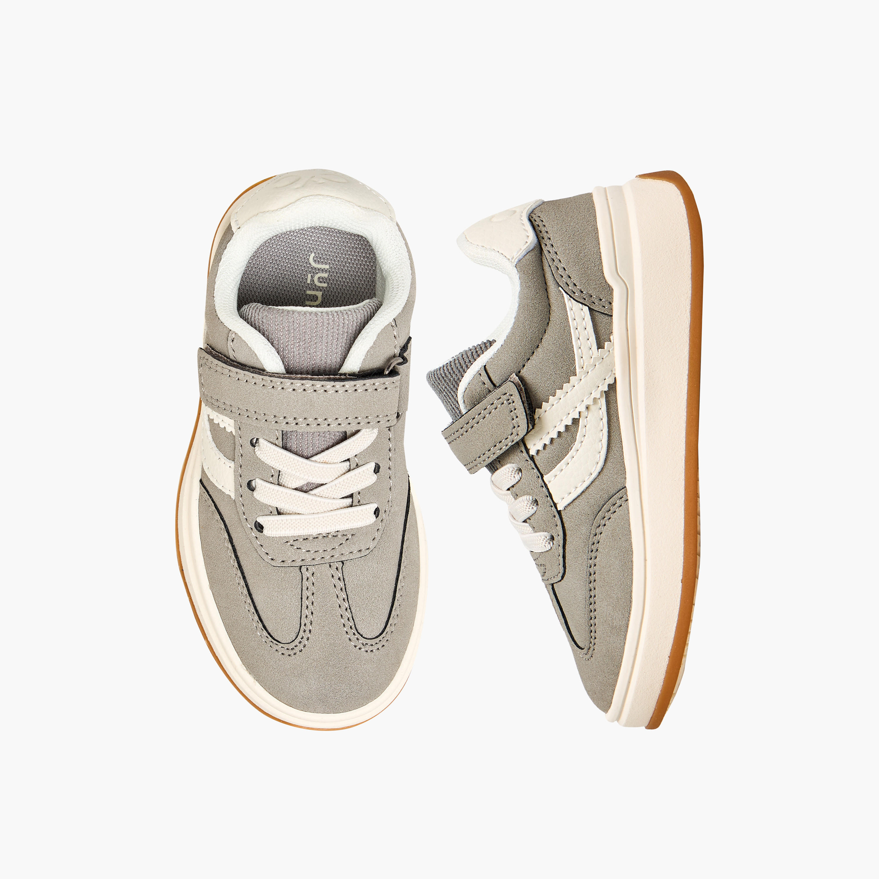 حذاء رياضي للأولاد بشريط لاصق من جونيورز-boys-shoes-sneakers-image-1