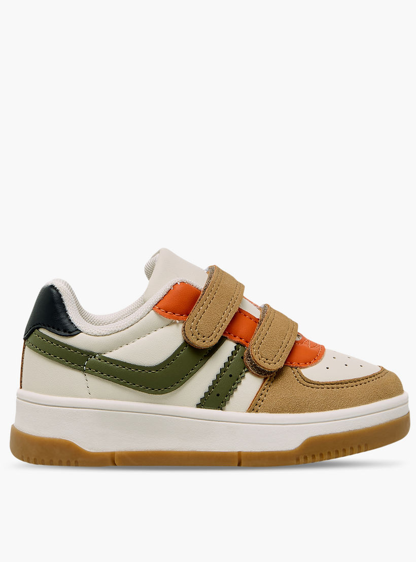 حذاء بشريط إغلاق للأولاد من جونيورز-boys-shoes-sneakers-image-3