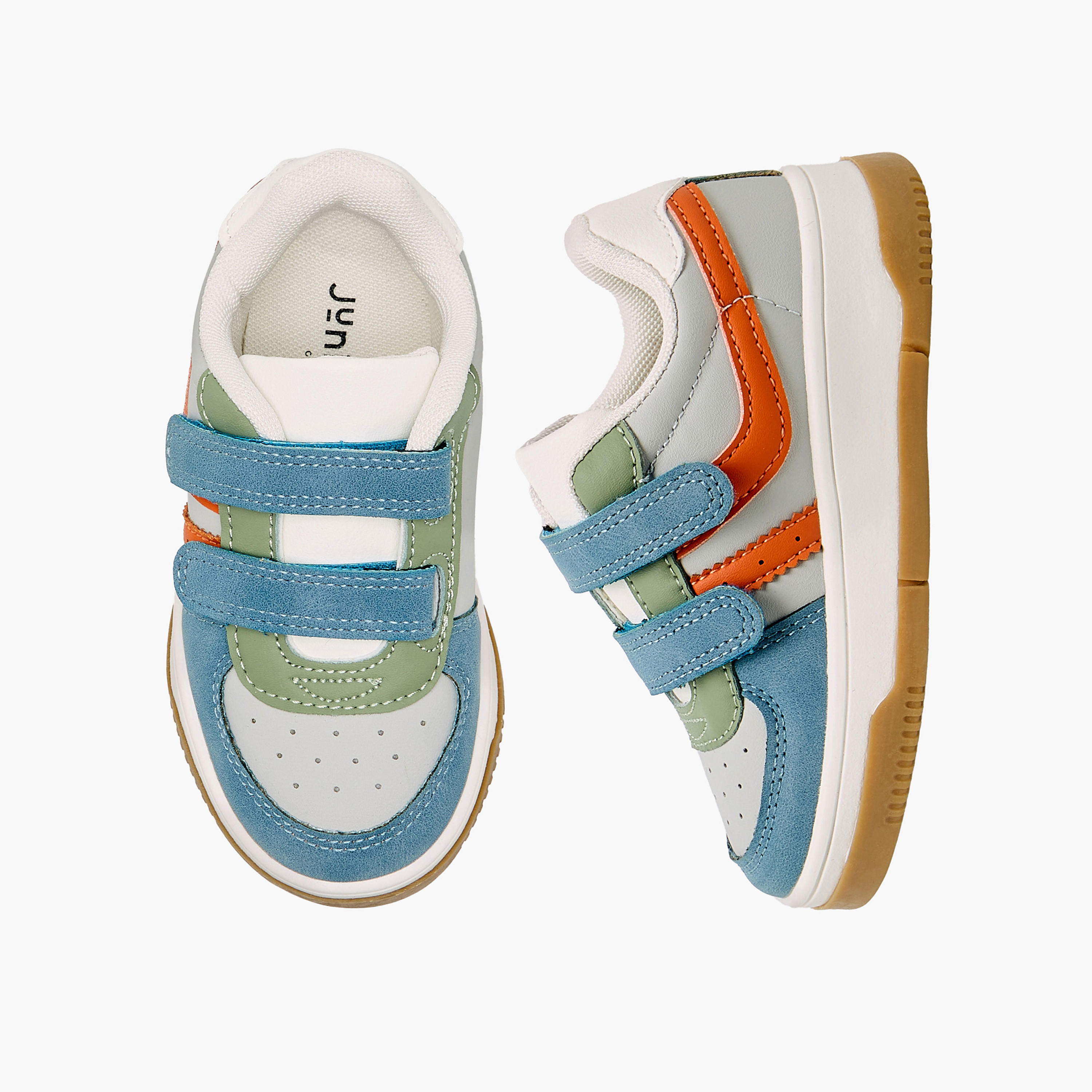 حذاء بشريط إغلاق للأولاد من جونيورز-boys-shoes-sneakers-image-1
