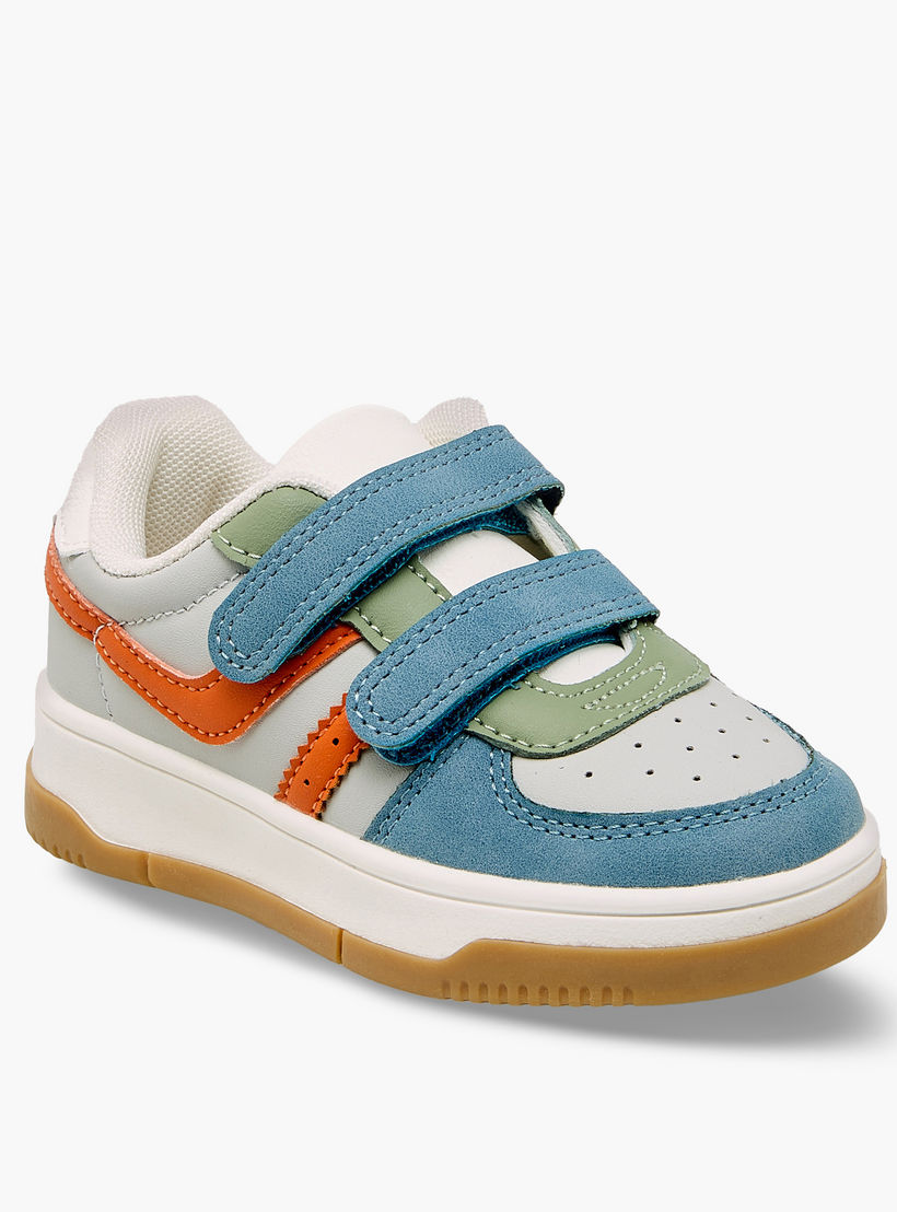 حذاء بشريط إغلاق للأولاد من جونيورز-boys-shoes-sneakers-image-2