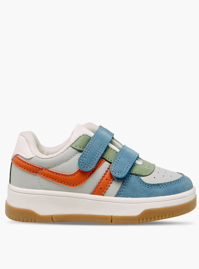 حذاء بشريط إغلاق للأولاد من جونيورز-boys-shoes-sneakers-image-3