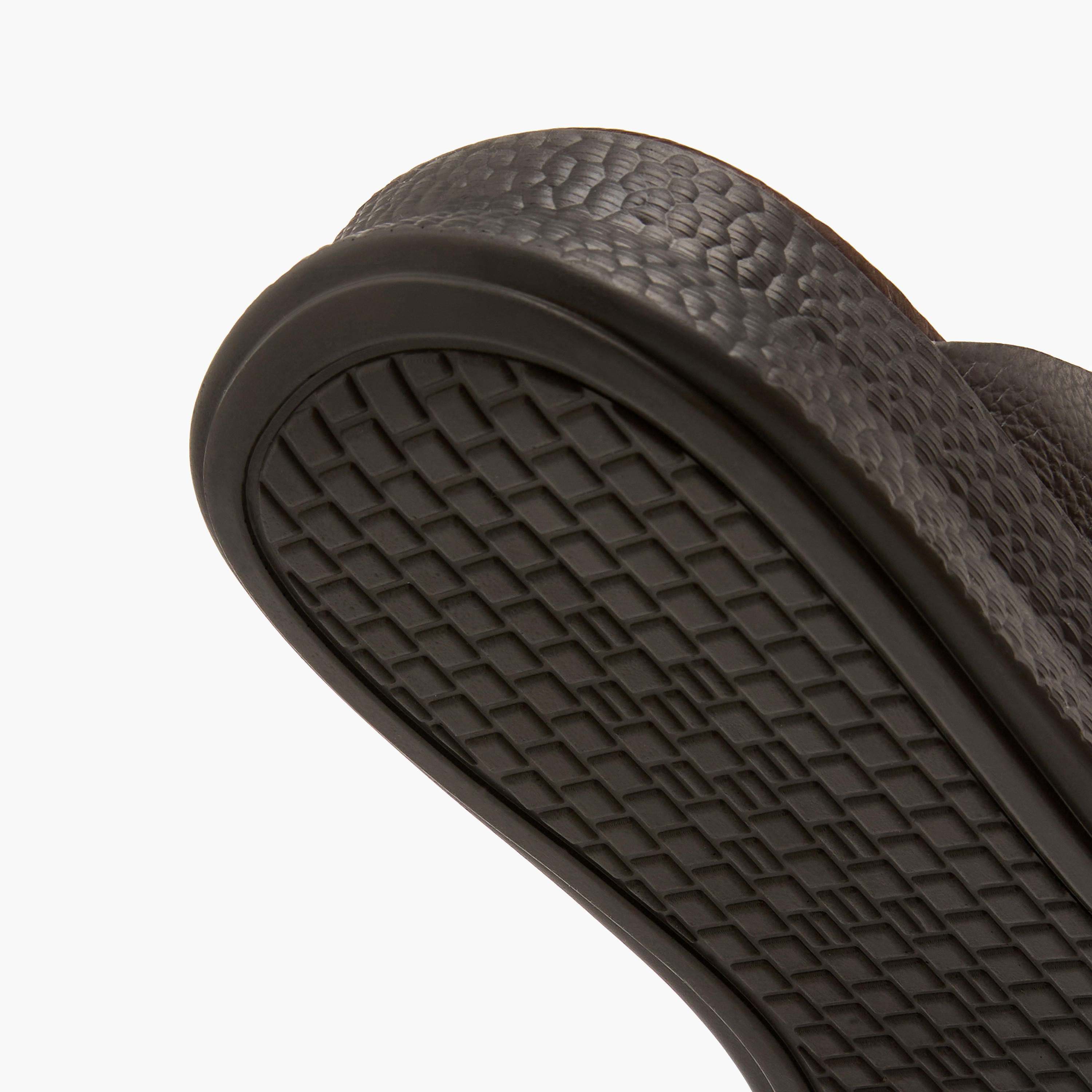 Le Confort Men Leather Slip-On Arabic Sandals-men-shoes-sandals-image-6