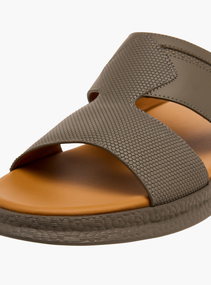 صندل عربي سهل الارتداء للرجال من لو كونفورت-men-shoes-sandals-image-4