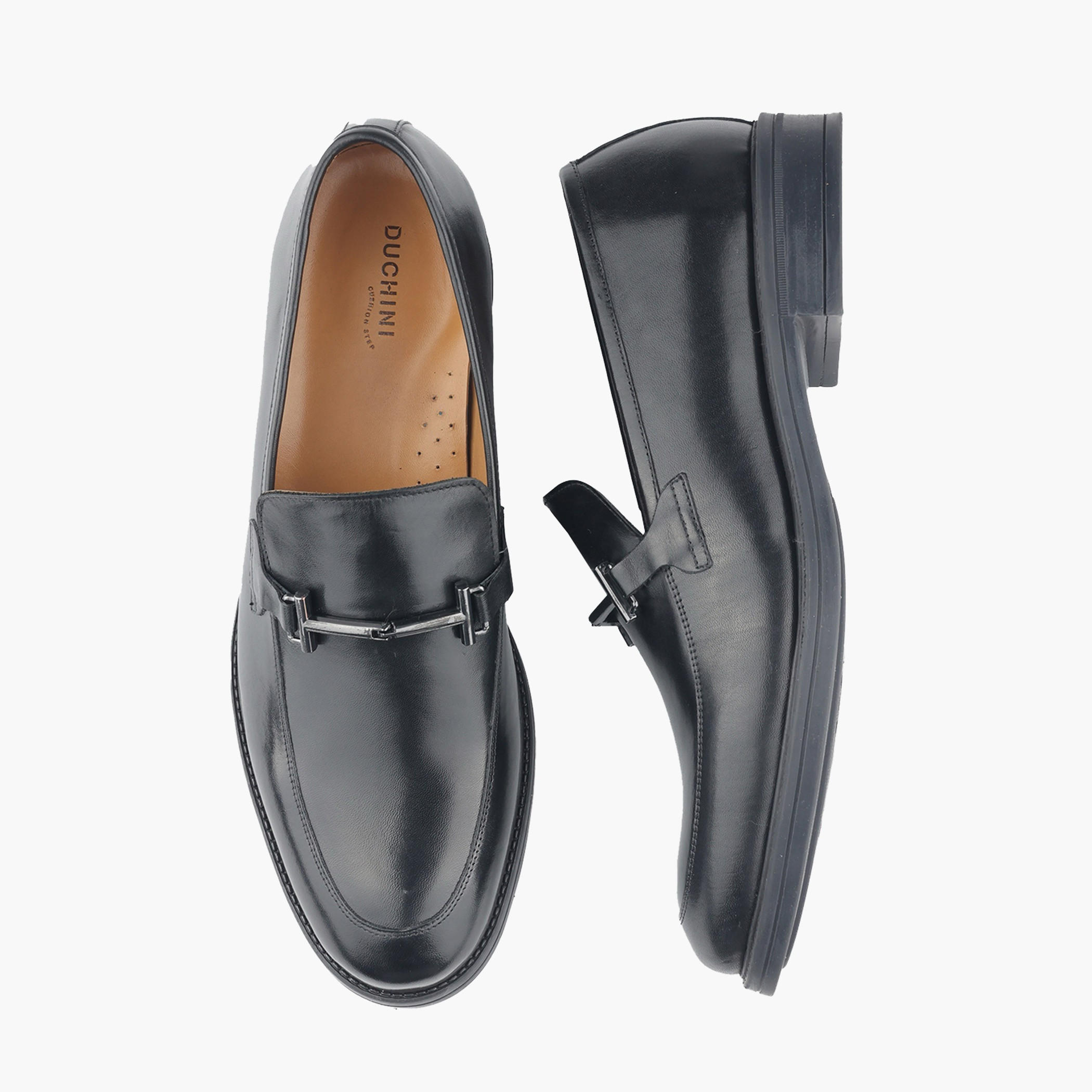 حذاء لوفر دوكيني رجالي من الجلد الطبيعي مع تفاصيل معدنية-men-shoes-loafersandmoccasins-image-1