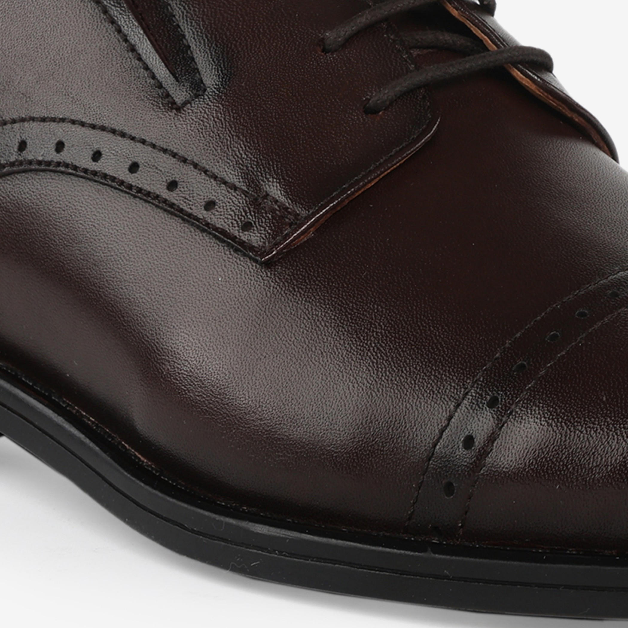 حذاء بروغ جلدي للرجال برباط إغلاق من دوتشيني-men-shoes-formalshoes-image-4