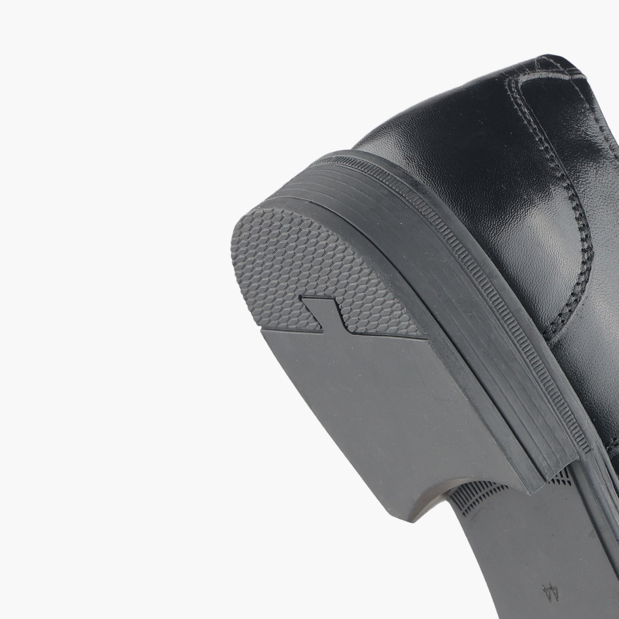 حذاء ديربي جلد برباط إغلاق للرجال من إل بي إل من شو إكسبريس-men-shoes-formalshoes-image-5