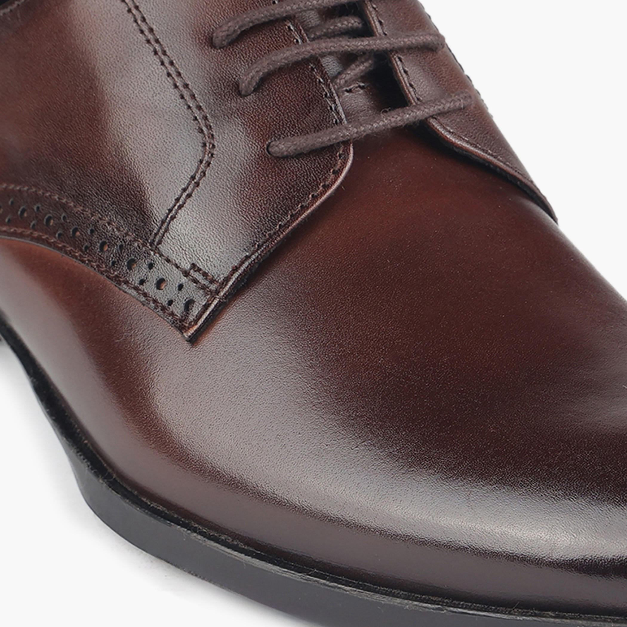 حذاء ديربي برباط إغلاق للرجال من أل بي أل من شو إكسبريس-men-shoes-formalshoes-image-4