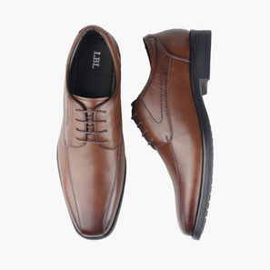 حذاء ديربي جلد برباط إغلاق للرجال من إل بي إل من شوإكسبريس-men-shoes-image-1