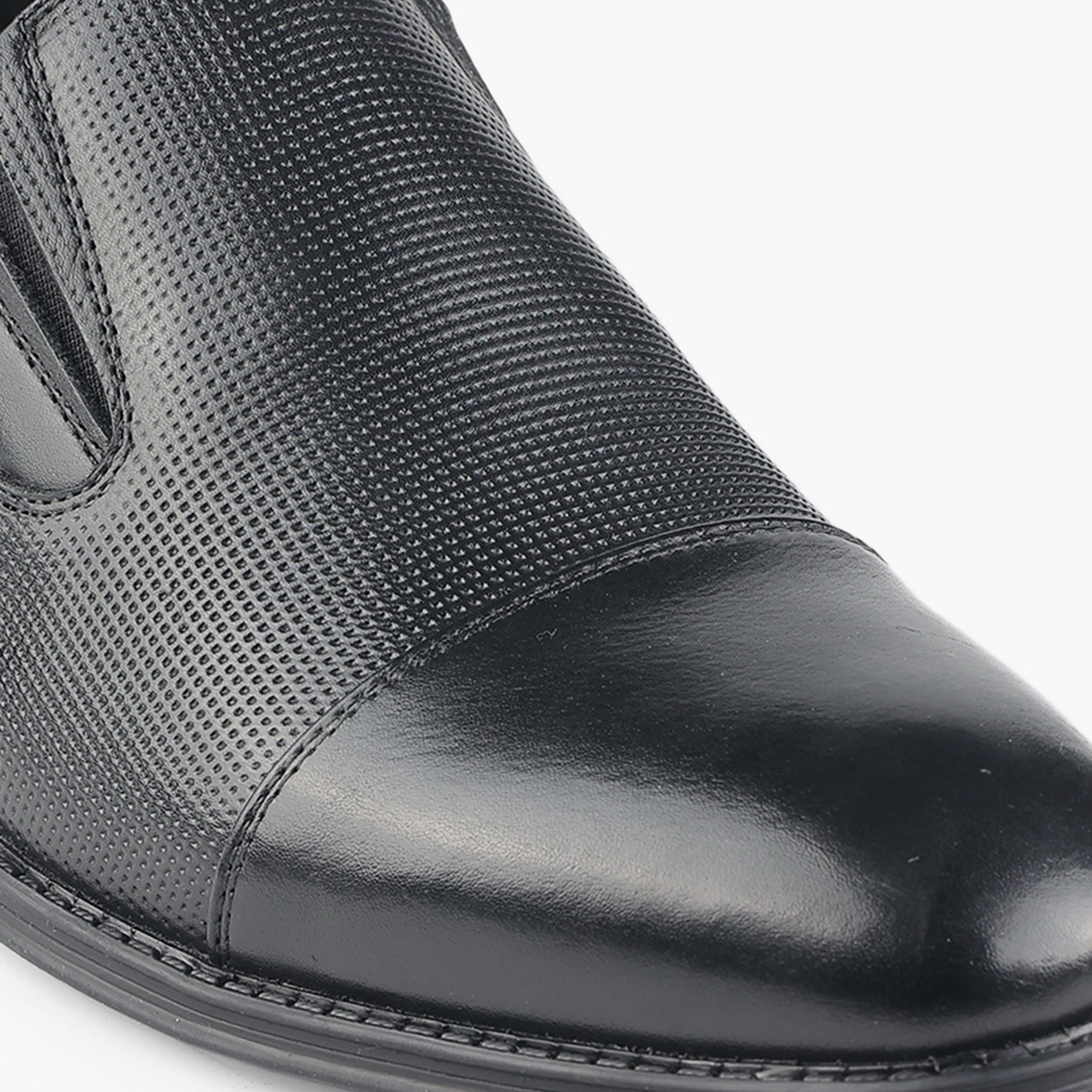 حذاء لوفر جلد سهل الارتداء للرجال إل بي إل من شو إكسبريس-men-shoes-loafersandmoccasins-image-4