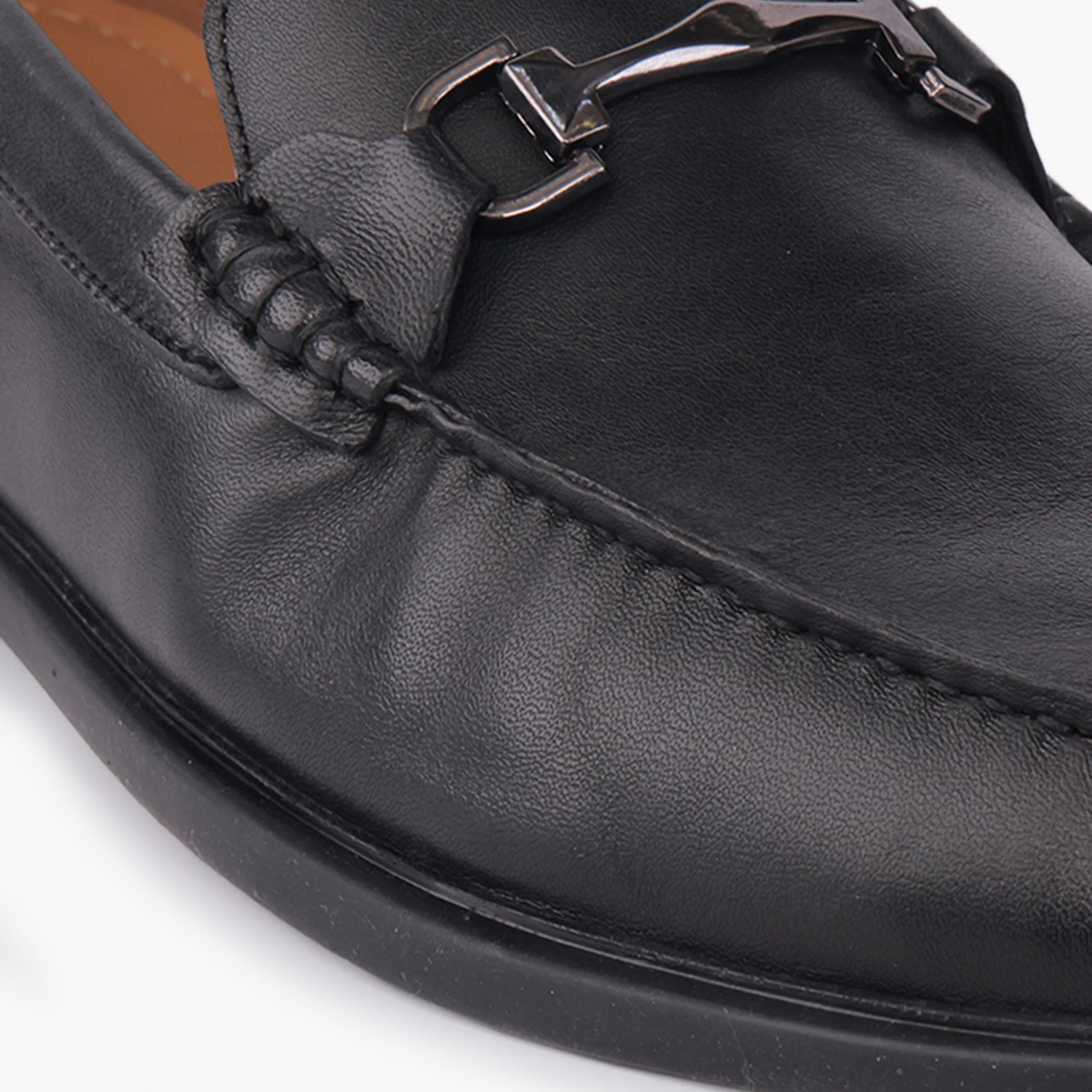 حذاء لوفر جلد سهل الارتداء للرجال إل بي إل من شو إكسبريس-men-shoes-loafersandmoccasins-image-4