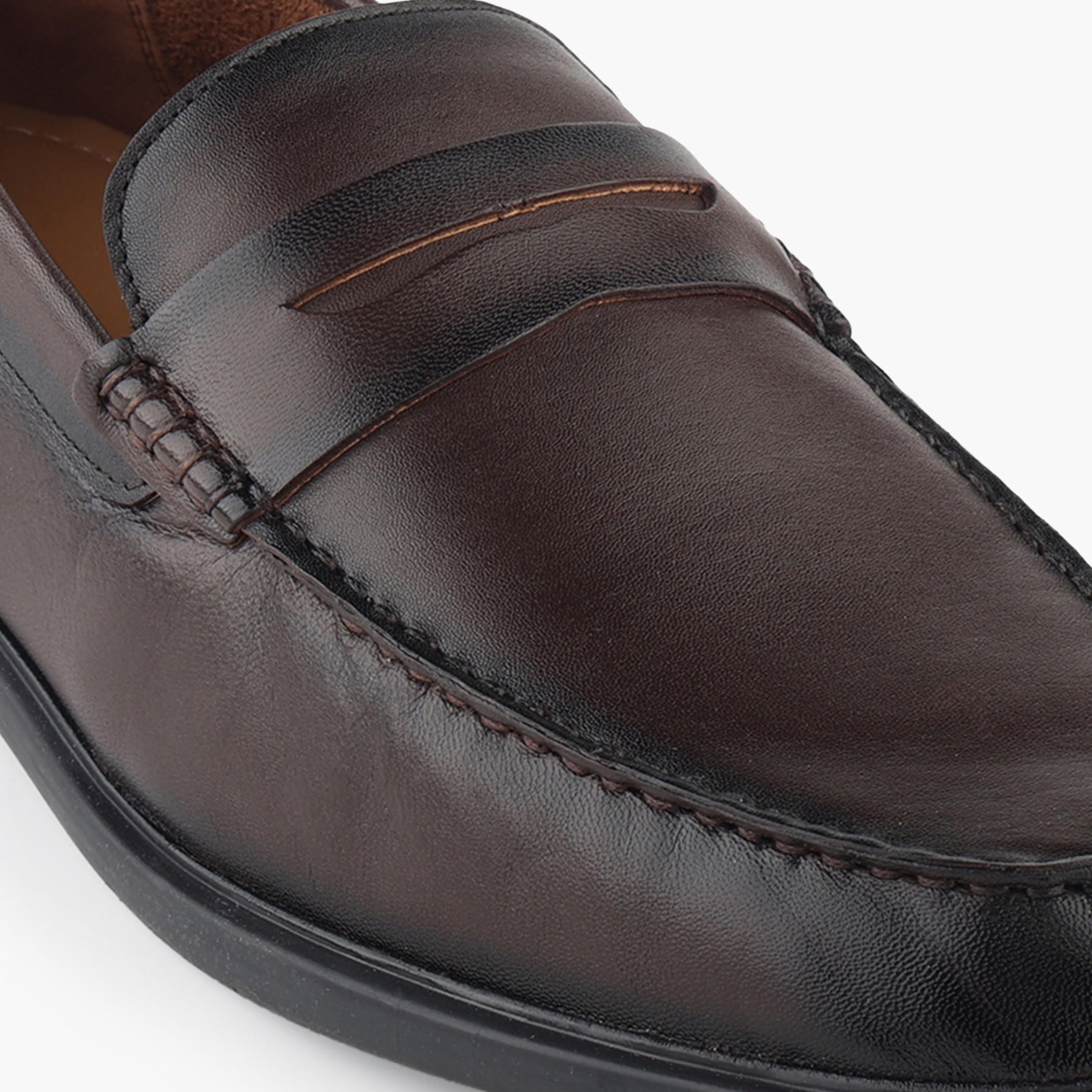 حذاء خفيف سهل الارتداء للرجال من إل بي إل من شو إكسبريس-men-shoes-loafersandmoccasins-image-4